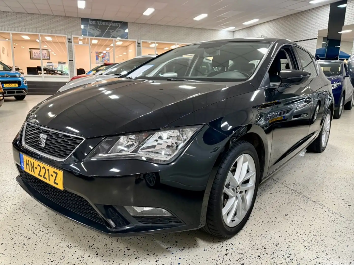 SEAT Leon 1.2 TSI CLIMATCONTROL / CRUISE / ISOFIX / LM VELGE Zwart - 1