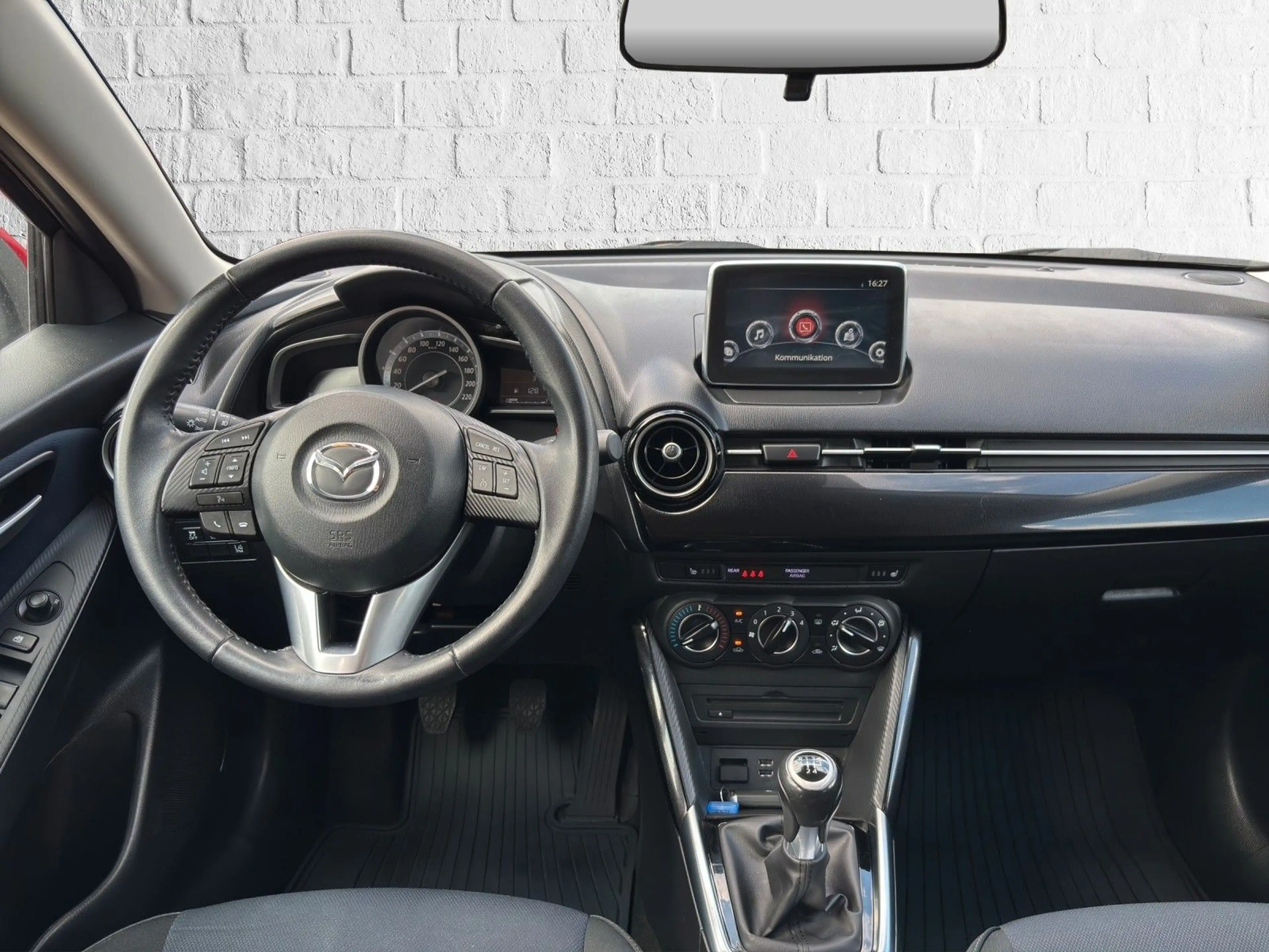 Mazda 2 Lim. Exclusive-Line — photo 8