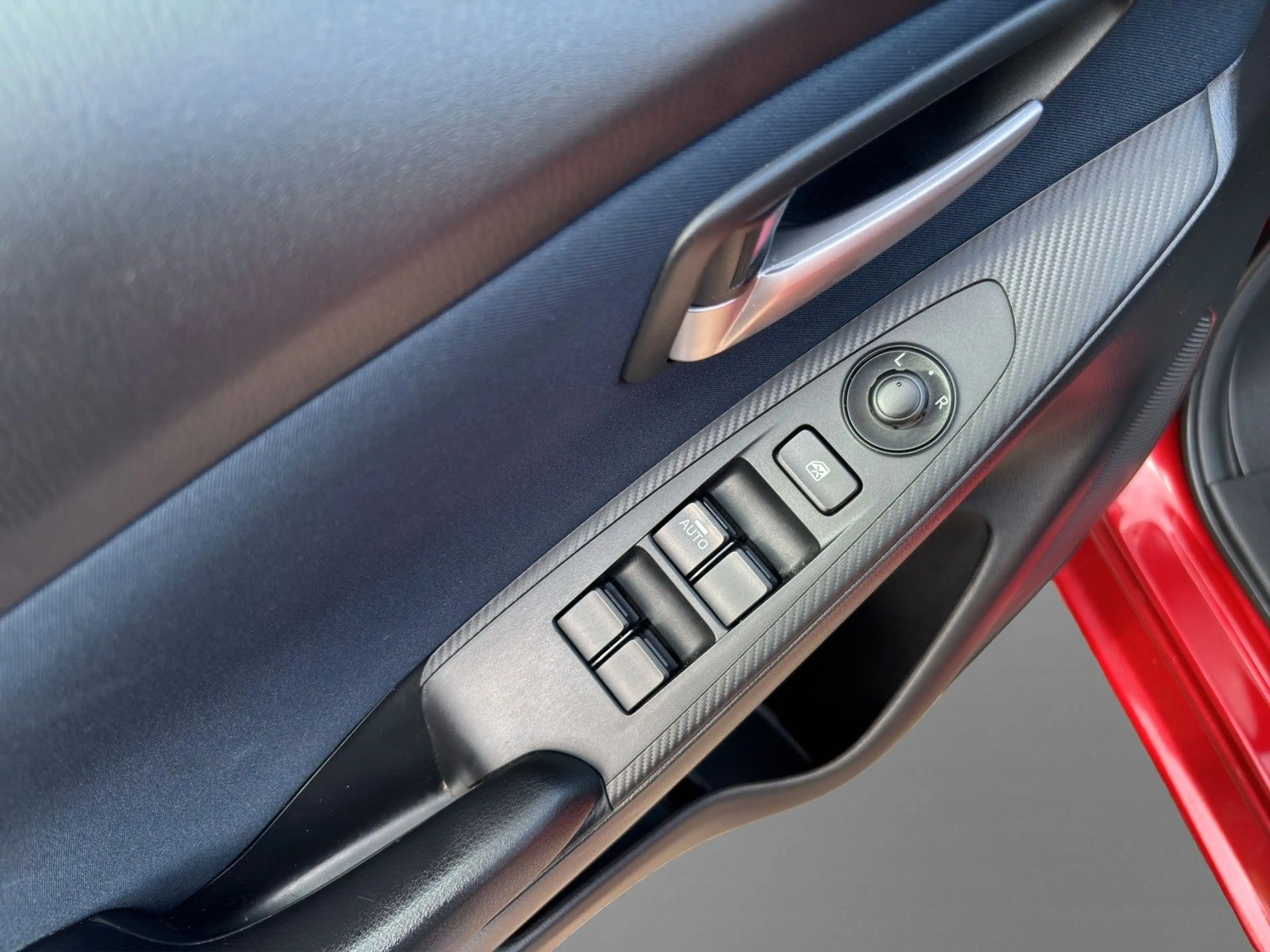 Mazda 2 Lim. Exclusive-Line — photo 5