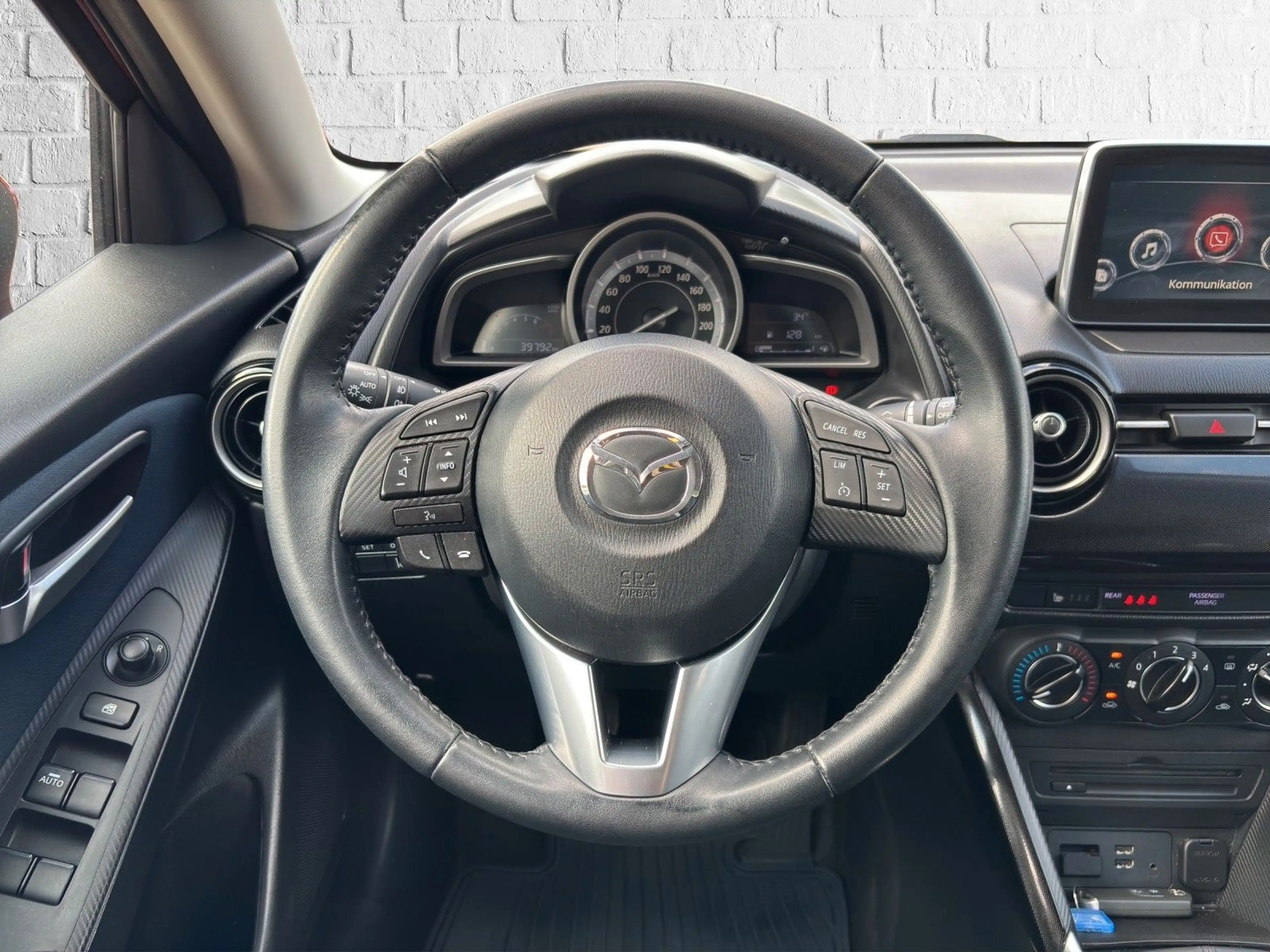 Mazda 2 Lim. Exclusive-Line — photo 7