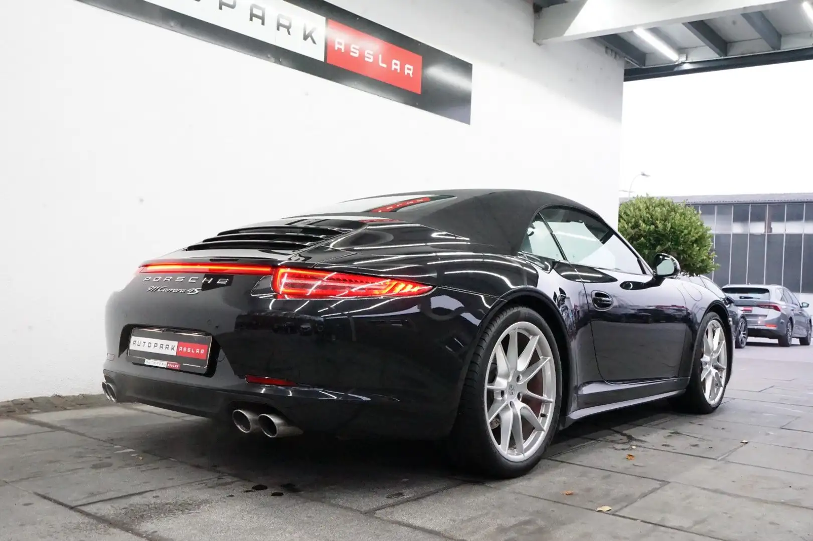 Porsche 991 .1 911 Carrera 4 S Cabriolet PDK/LEDER/14W Schwarz - 2