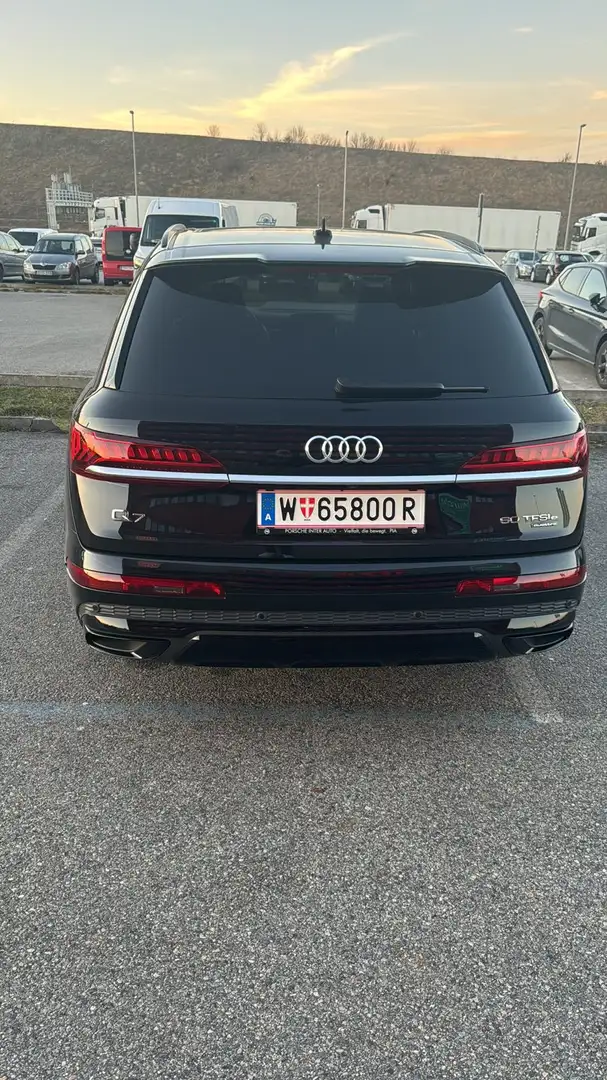Audi Q7 60 TFSI e PHEV quattro S-line - 1