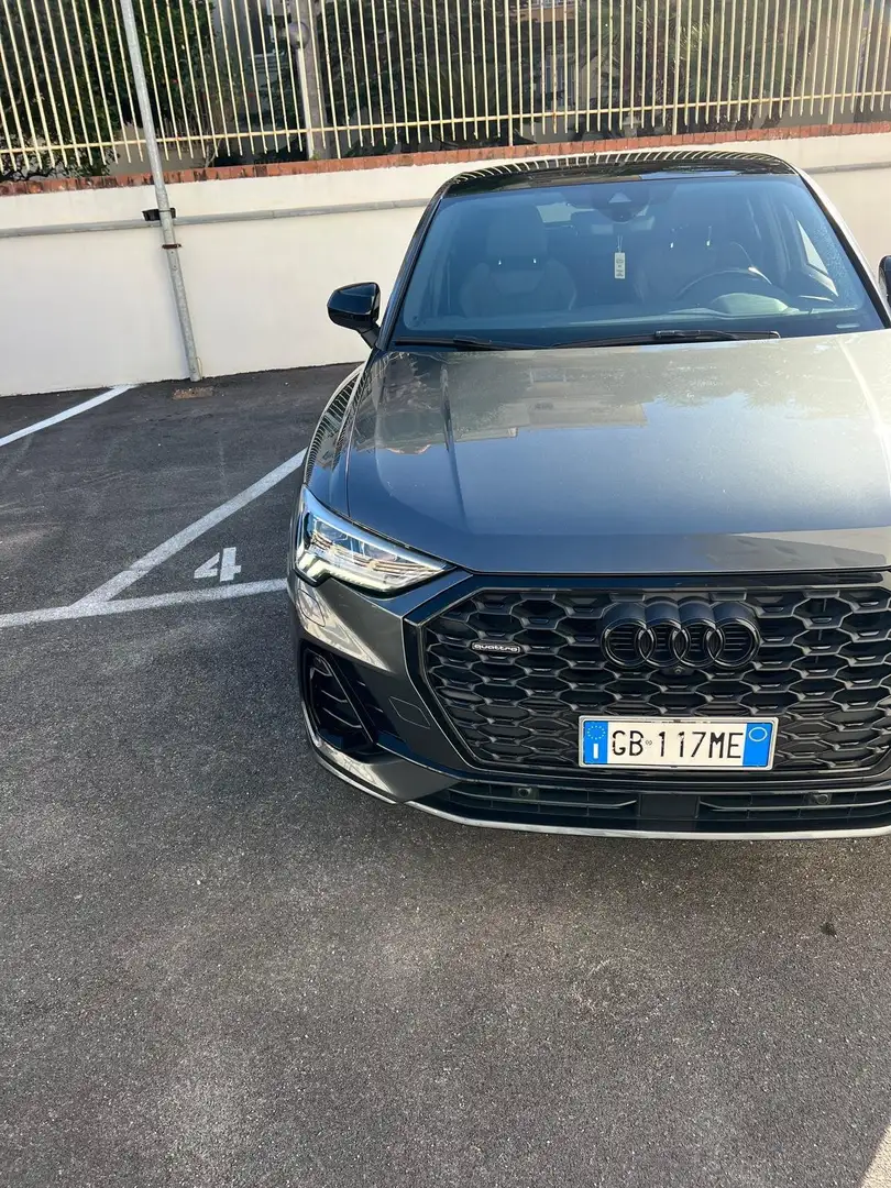 Audi Q3 Q3 Sportback 40  tfsi S line edition quattro Grigio - 2