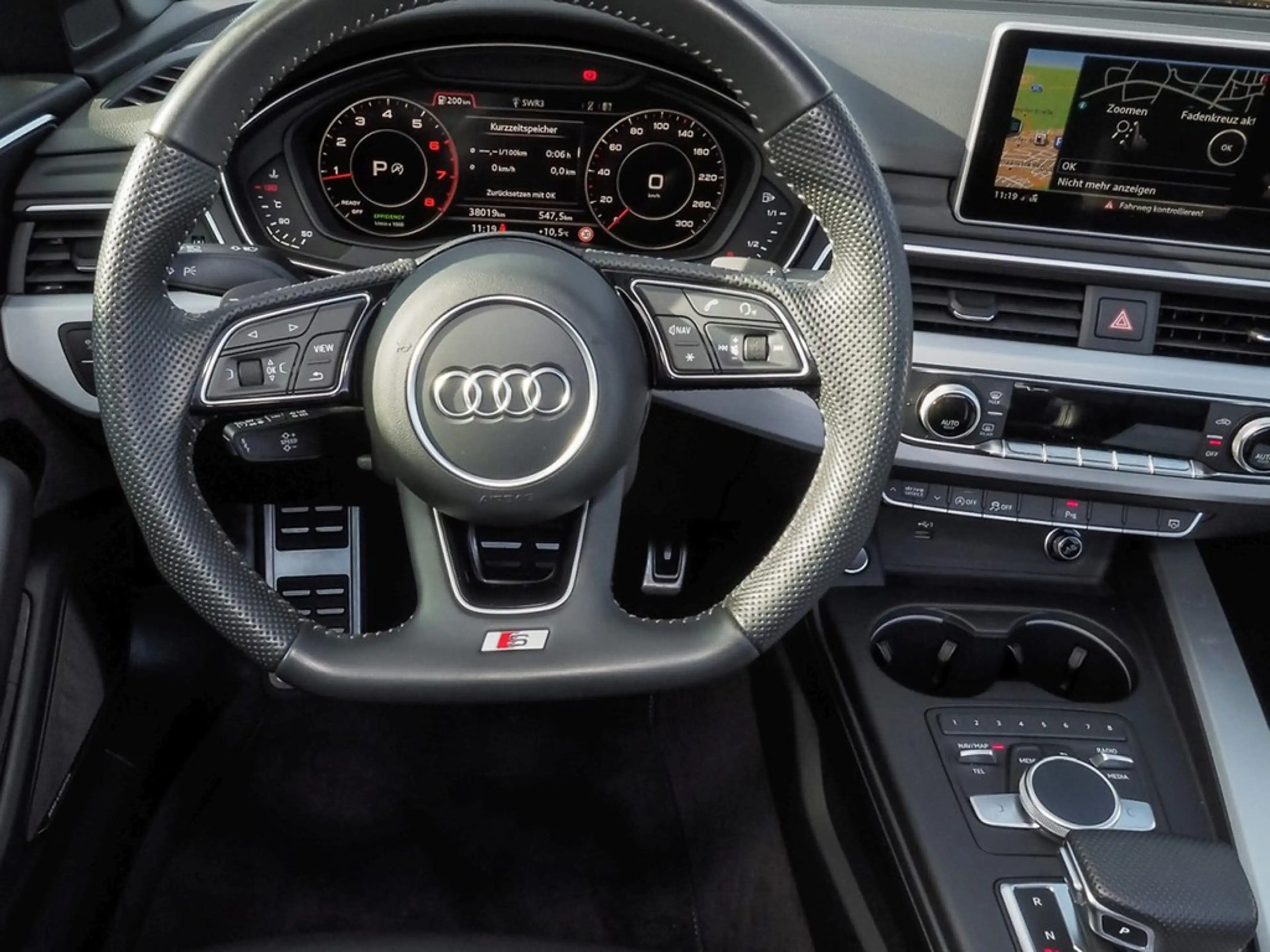Audi A5 Cabrio 40 TFSI qu. S line Sport — photo 16