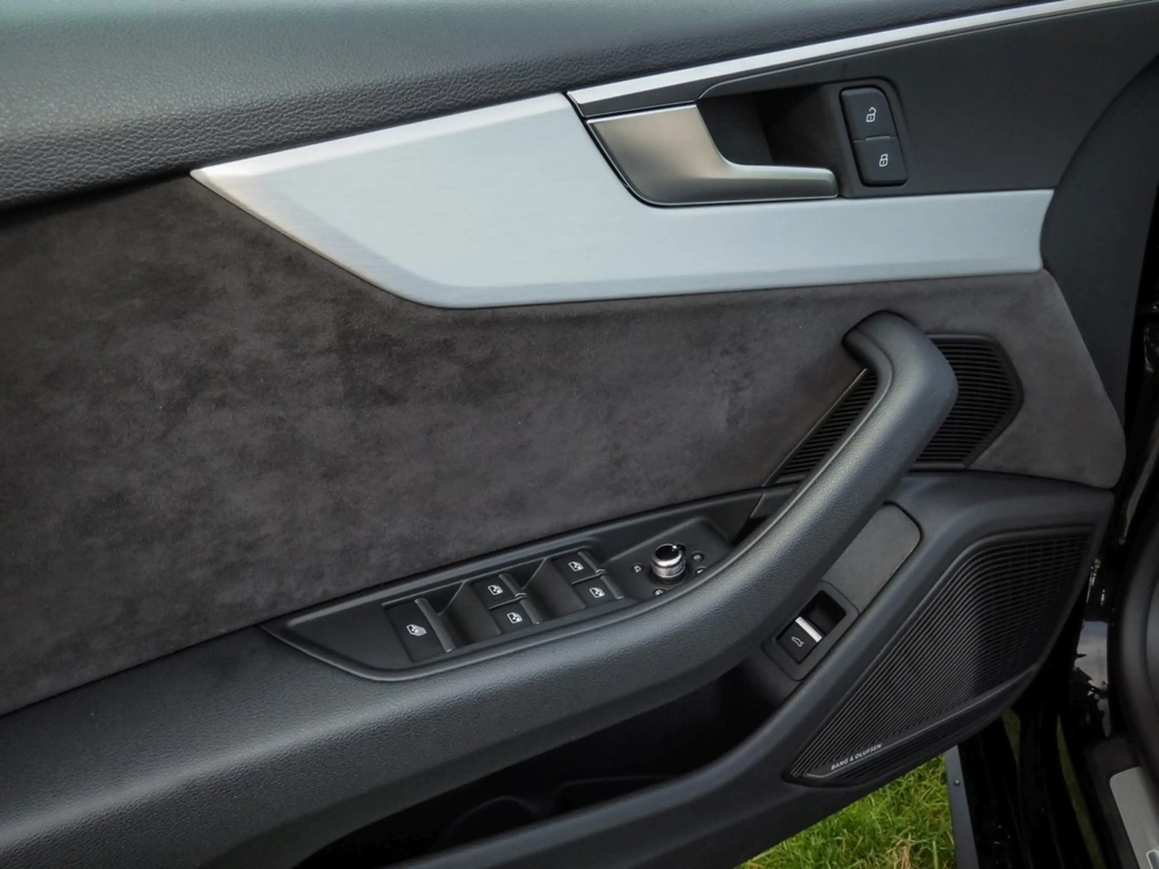 Audi A5 Cabrio 40 TFSI qu. S line Sport — photo 18