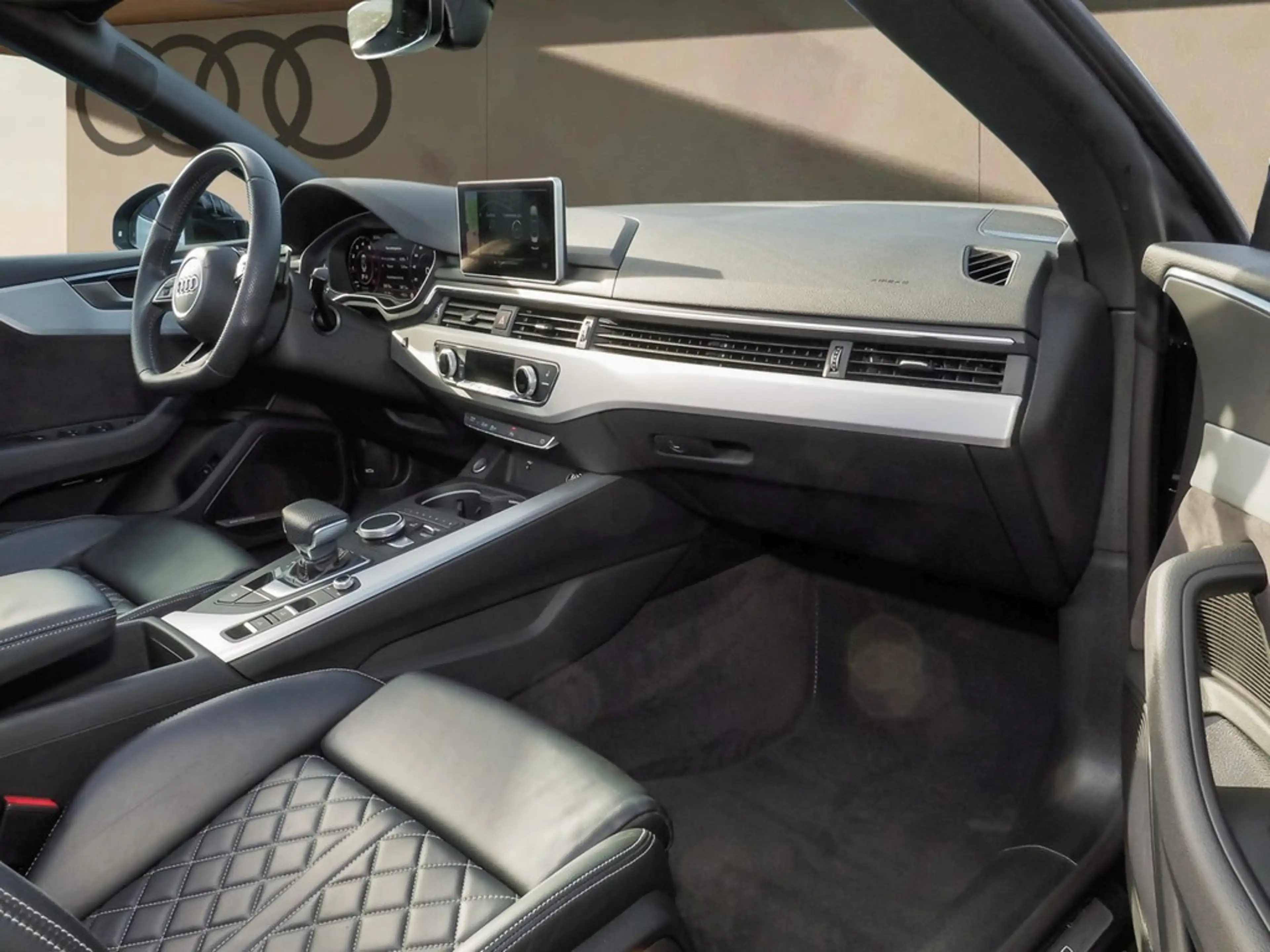 Audi A5 Cabrio 40 TFSI qu. S line Sport — photo 11