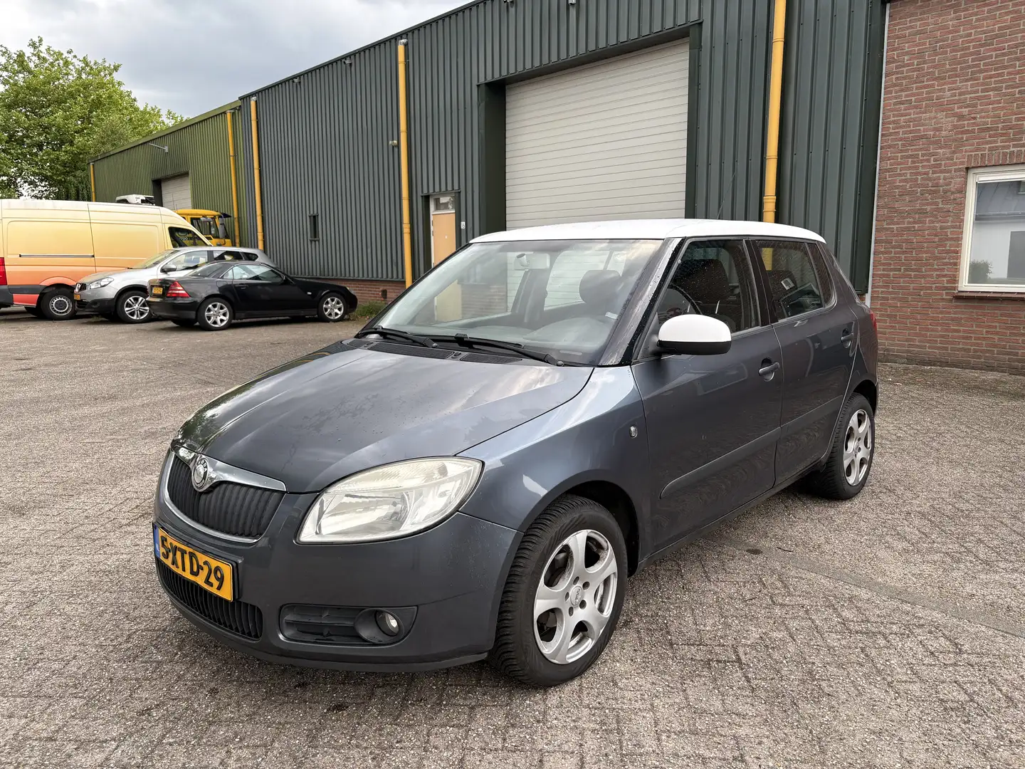 Skoda Fabia 1.2 airco/apk Gri - 2