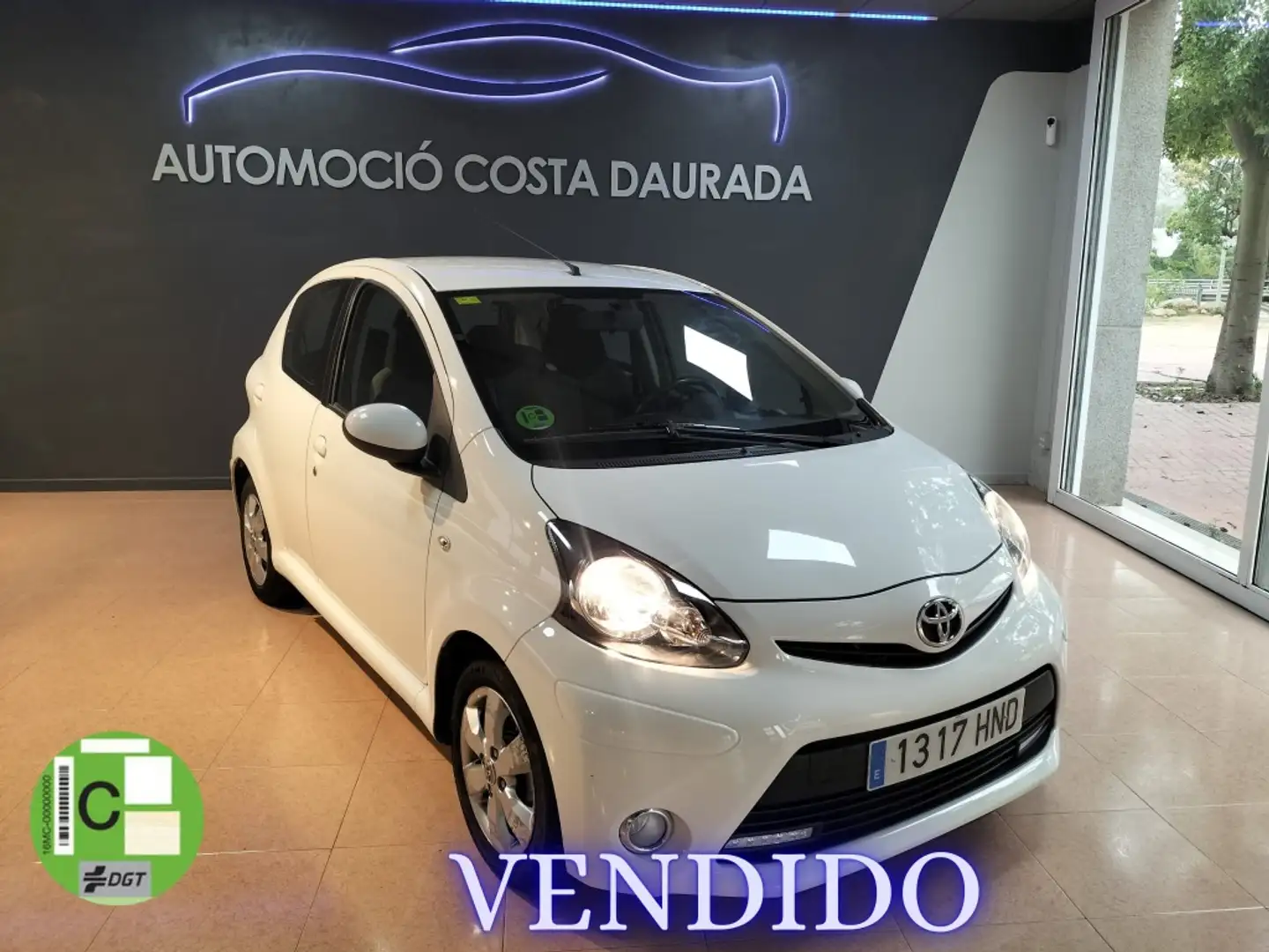 Toyota Aygo 1.0 VVT-i City Blanco - 1