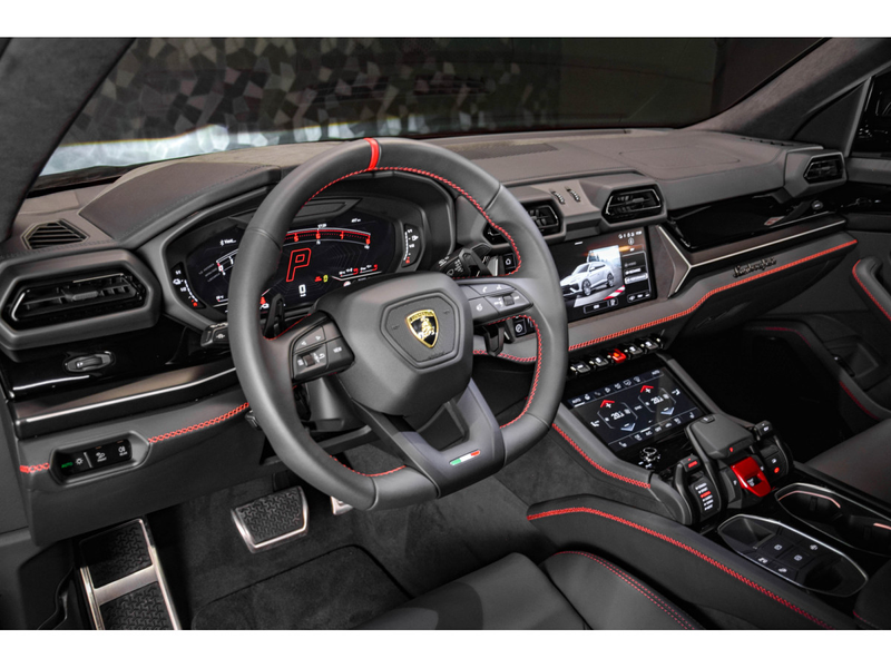 Lamborghini Urus SE — photo 3