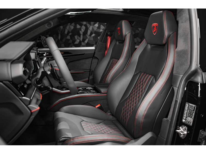 Lamborghini Urus SE — photo 4