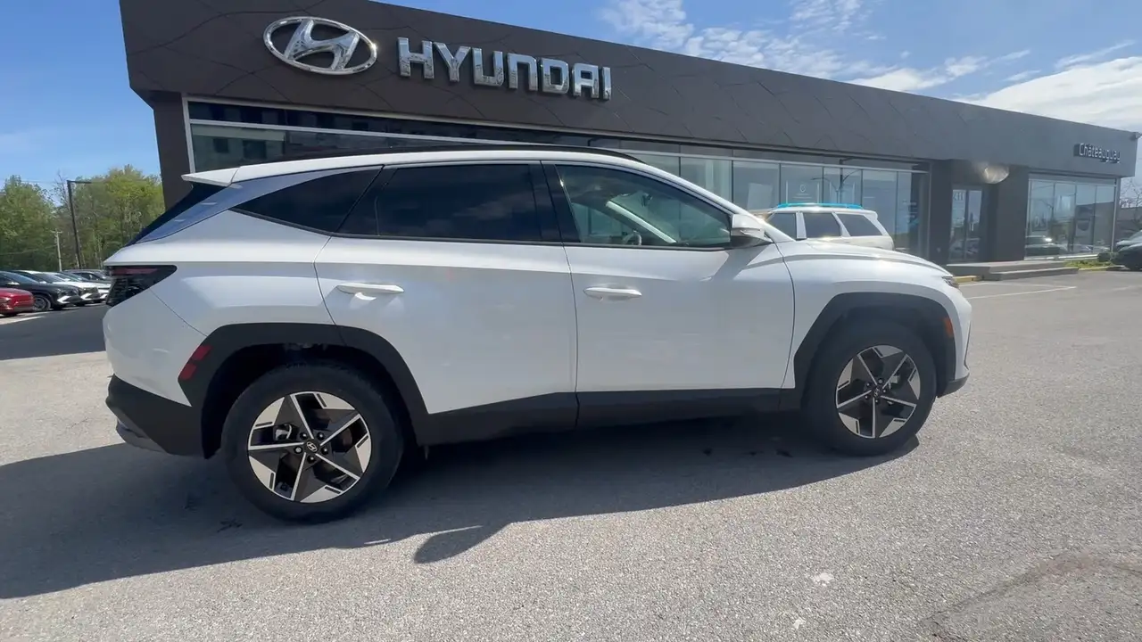 Hyundai TUCSON снимка Hyundai TUCSON