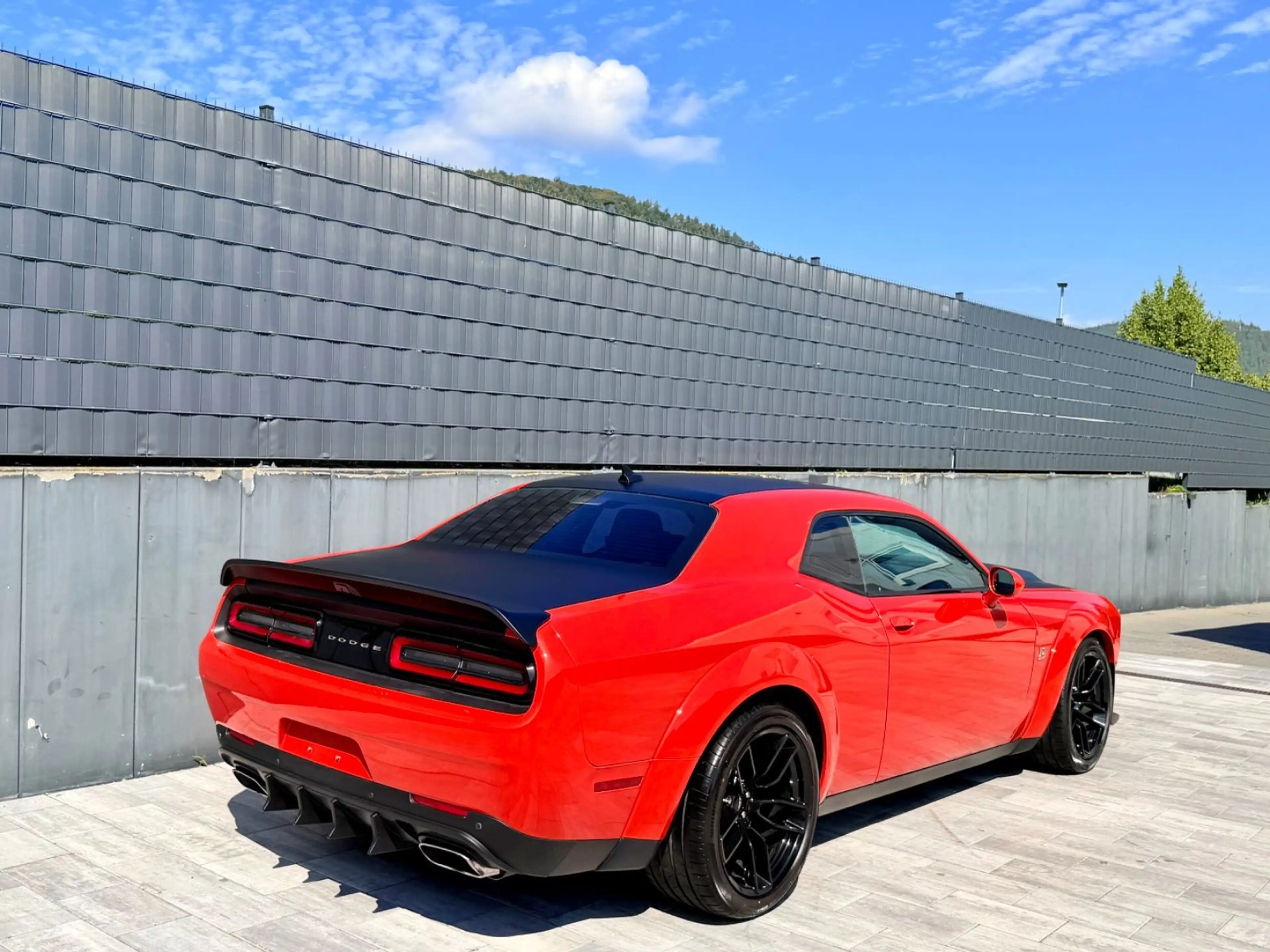 Dodge Challenger 6,4 V8 OEM WIDEBODY-EXTREM-ORANGE-SRT — photo 8