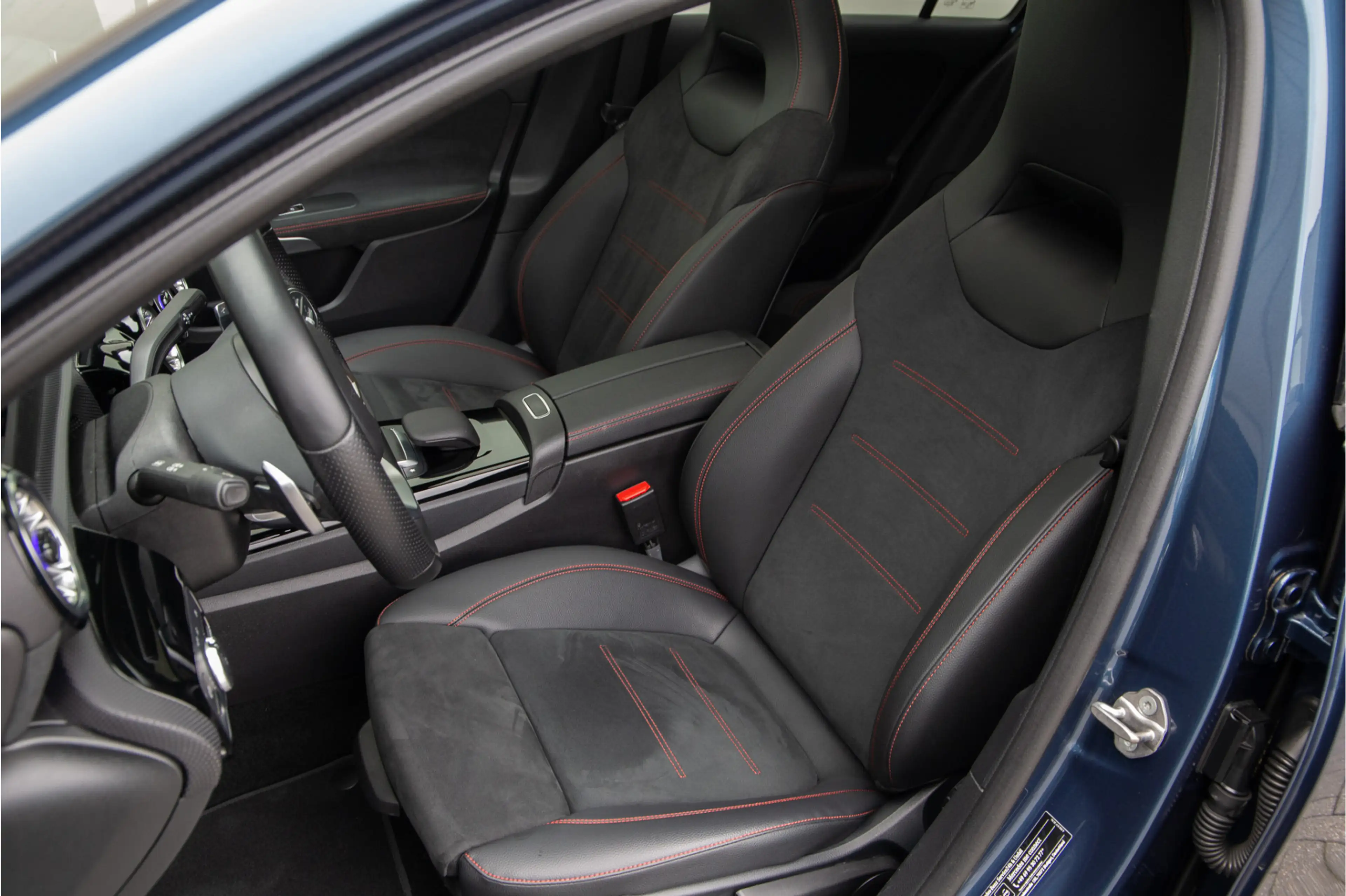 Mercedes-Benz A 250 e AMG Nightpakket, Pano, Widescreen, Distronic, Sf — photo 6