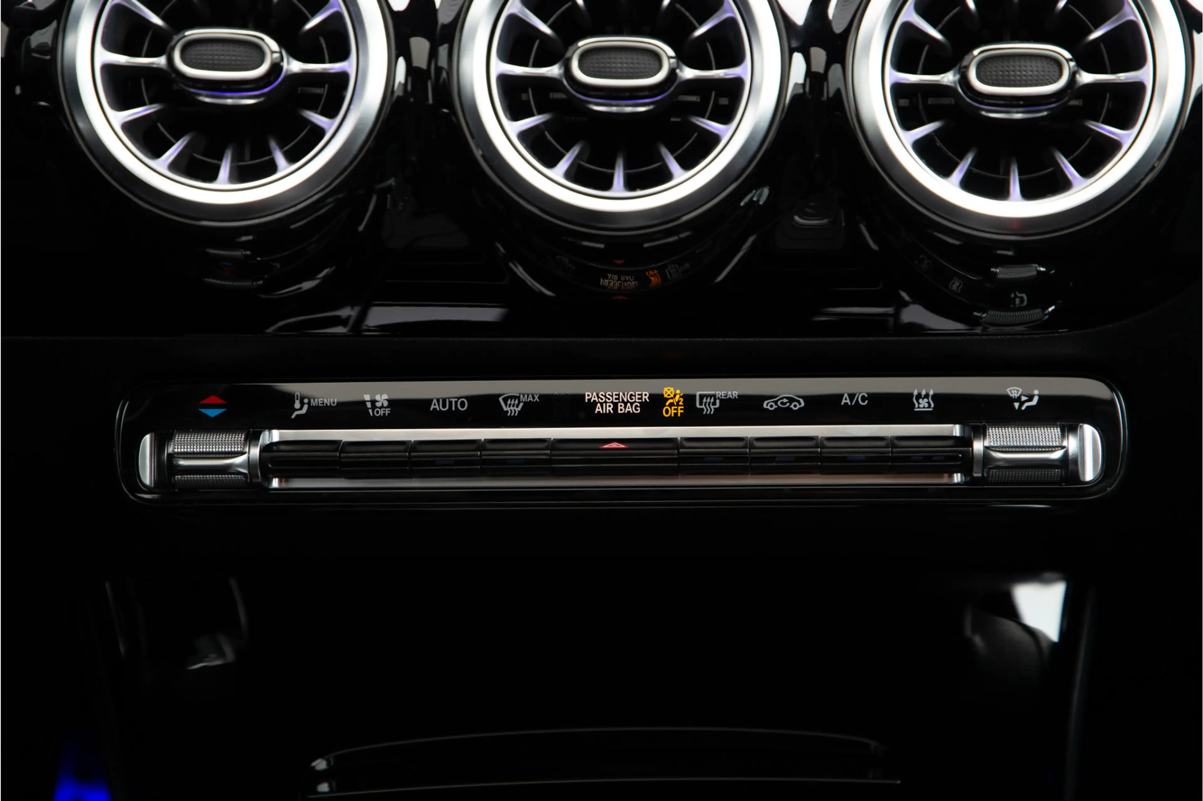 Mercedes-Benz A 250 e AMG Nightpakket, Pano, Widescreen, Distronic, Sf — photo 25