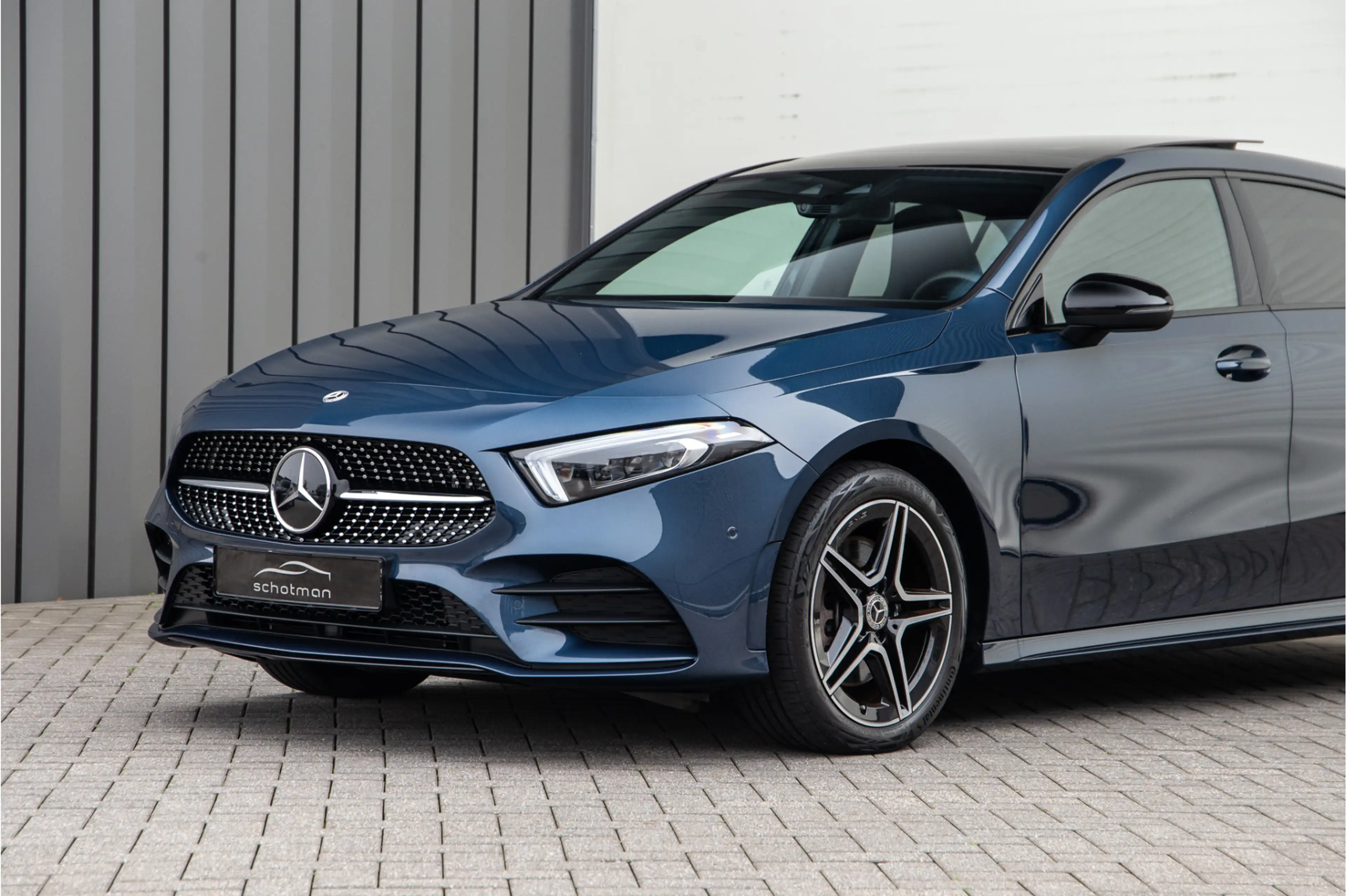 Mercedes-Benz A 250 e AMG Nightpakket, Pano, Widescreen, Distronic, Sf — photo 17