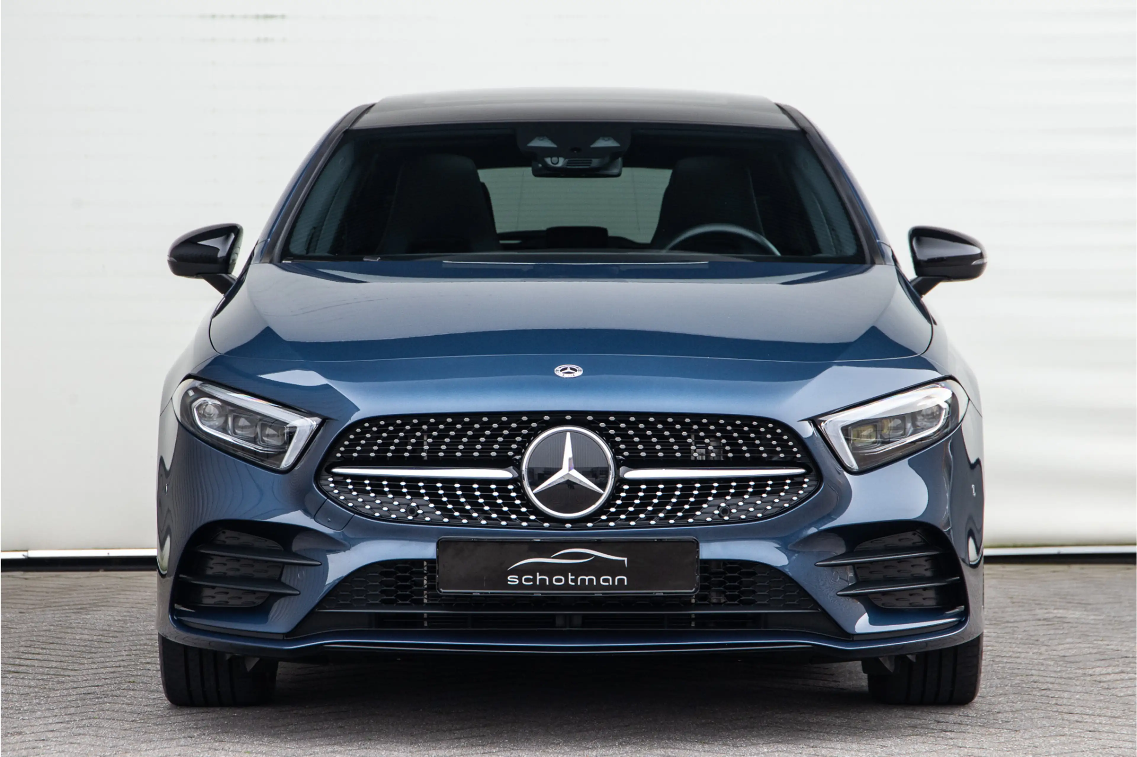 Mercedes-Benz A 250 e AMG Nightpakket, Pano, Widescreen, Distronic, Sf — photo 3