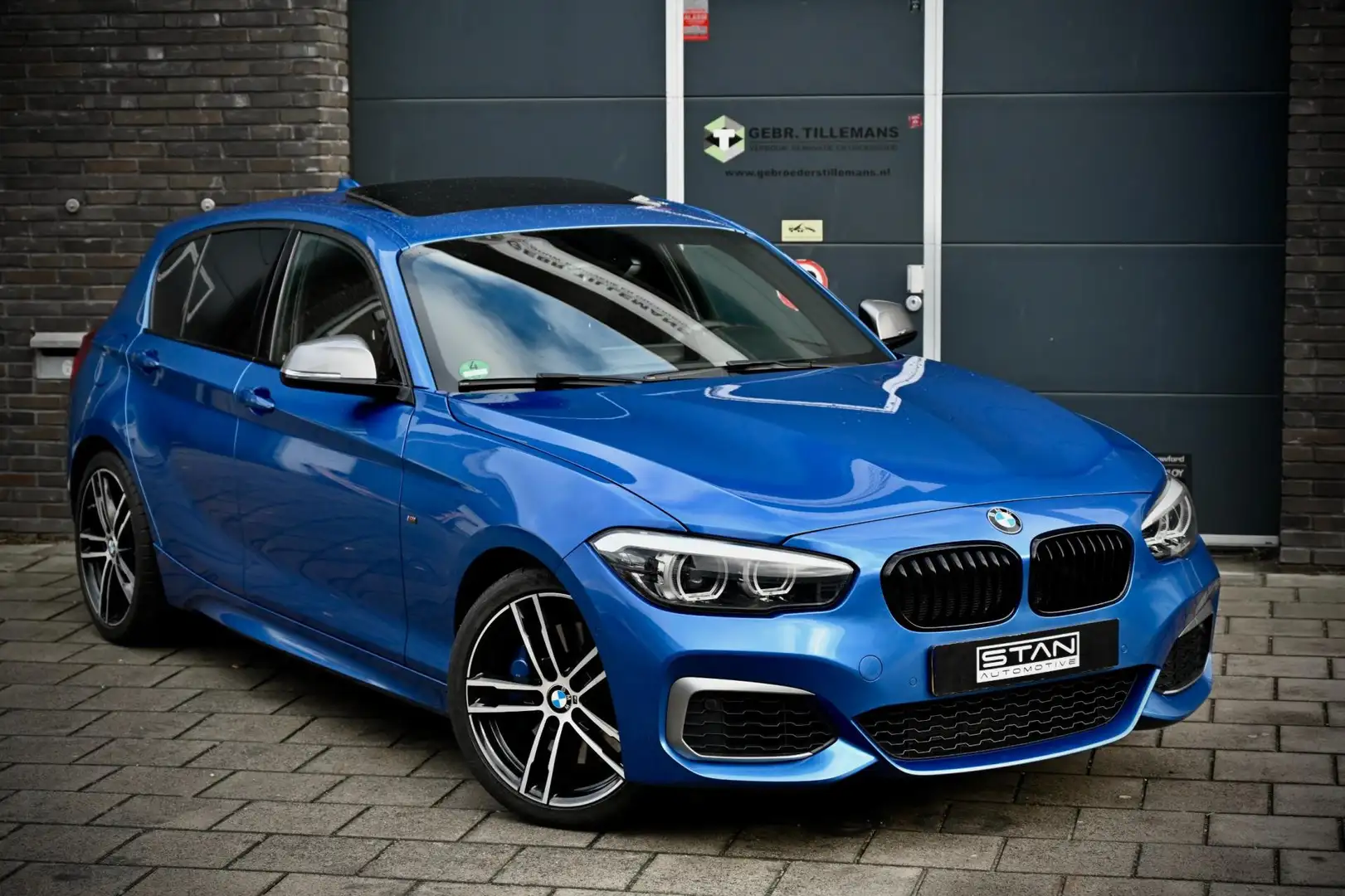 BMW 140 1-Serie BMW M140i Shadow Executive | Estoril Blauw Bleu - 1