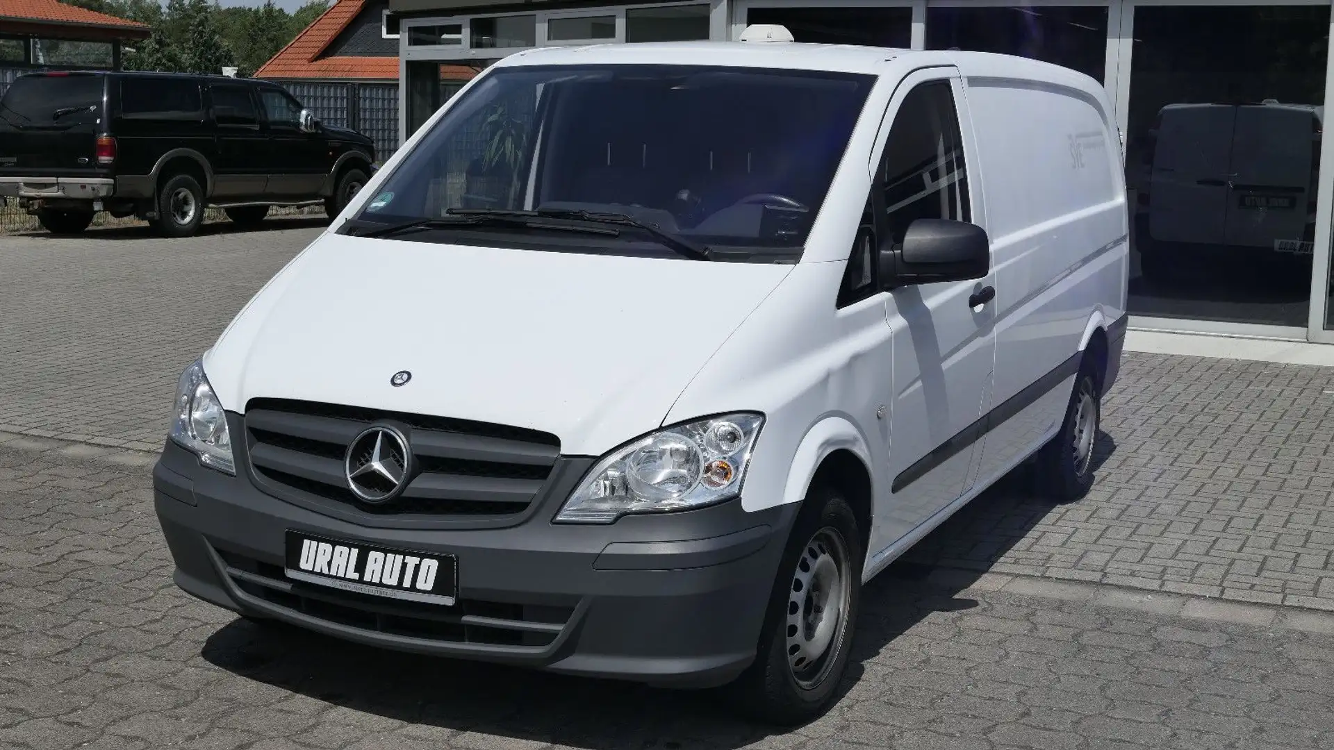Mercedes-Benz Vito Kasten 116 CDI lang/R-Cam/Klima/Euro5 Weiß - 1