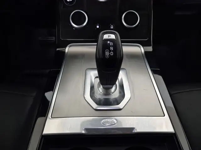 Land Rover Range Rover Evoque view 10