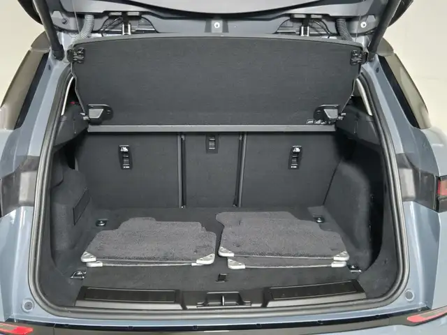 Land Rover Range Rover Evoque view 12