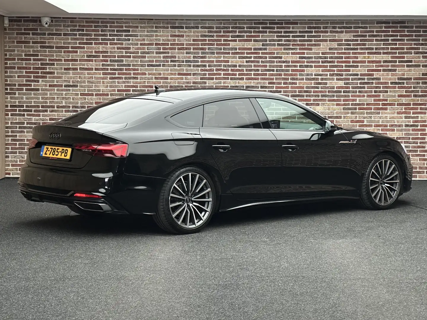 Audi A5 Sportback 35 TFSI S Cruise | Navi | Digitaal dashb Schwarz - 2