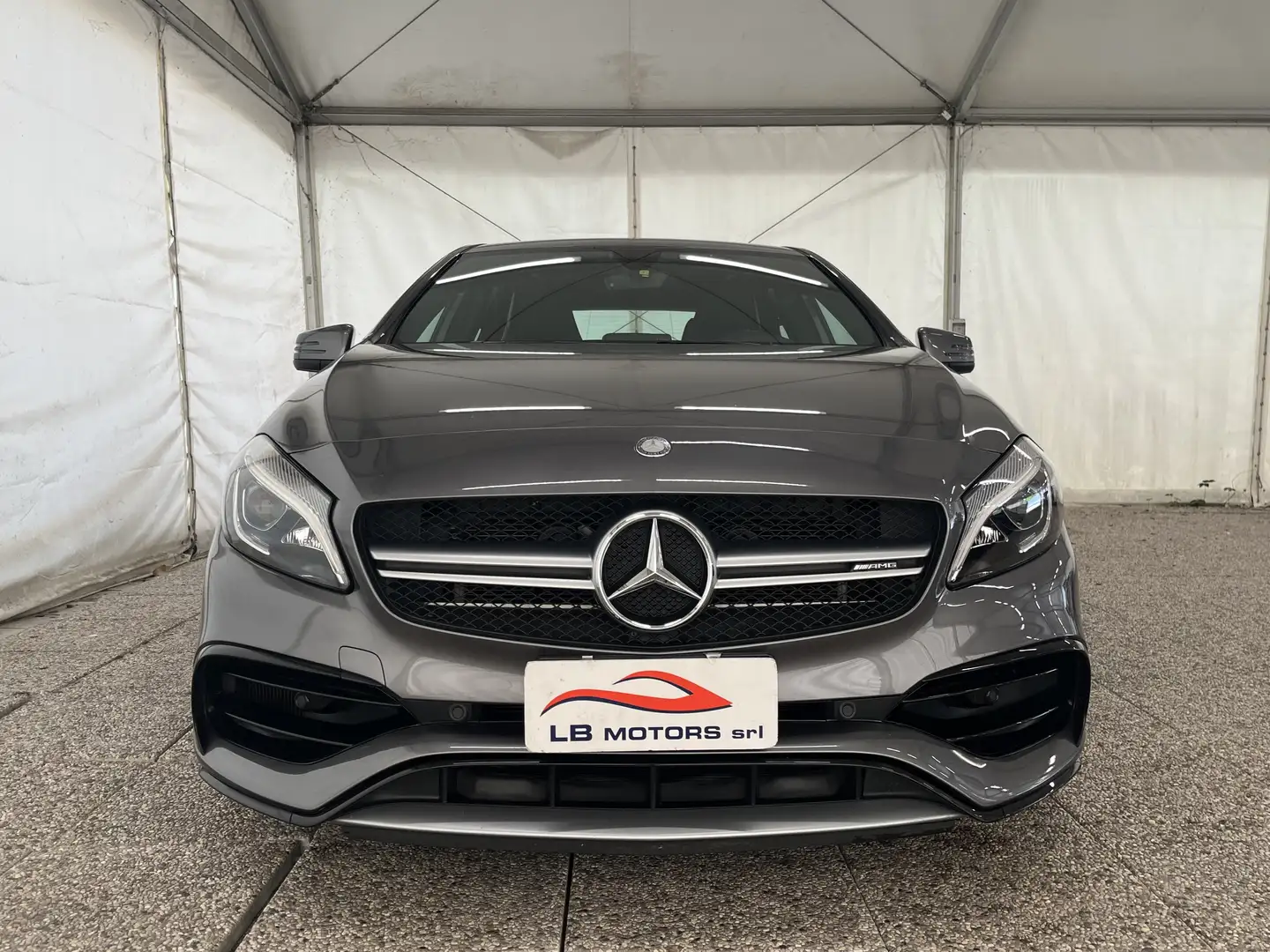 Mercedes-Benz A 45 AMG A AMG 45 4matic 381cv auto Gri - 2
