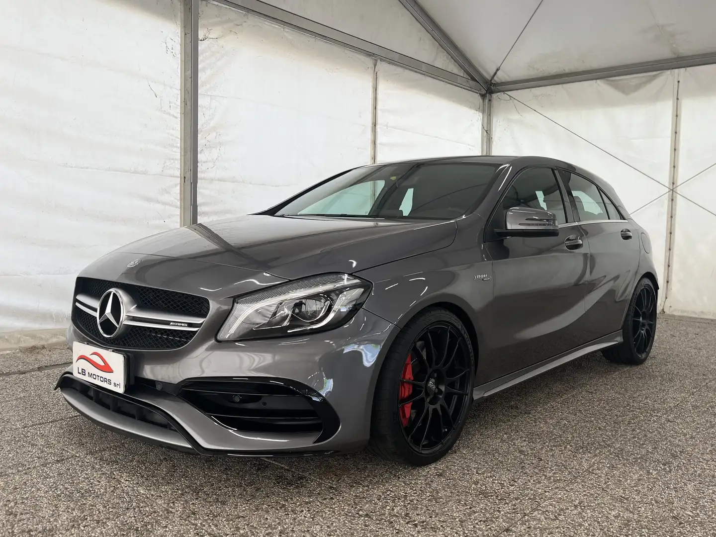 Mercedes-Benz A 45 AMG A AMG 45 4matic 381cv auto Gri - 1