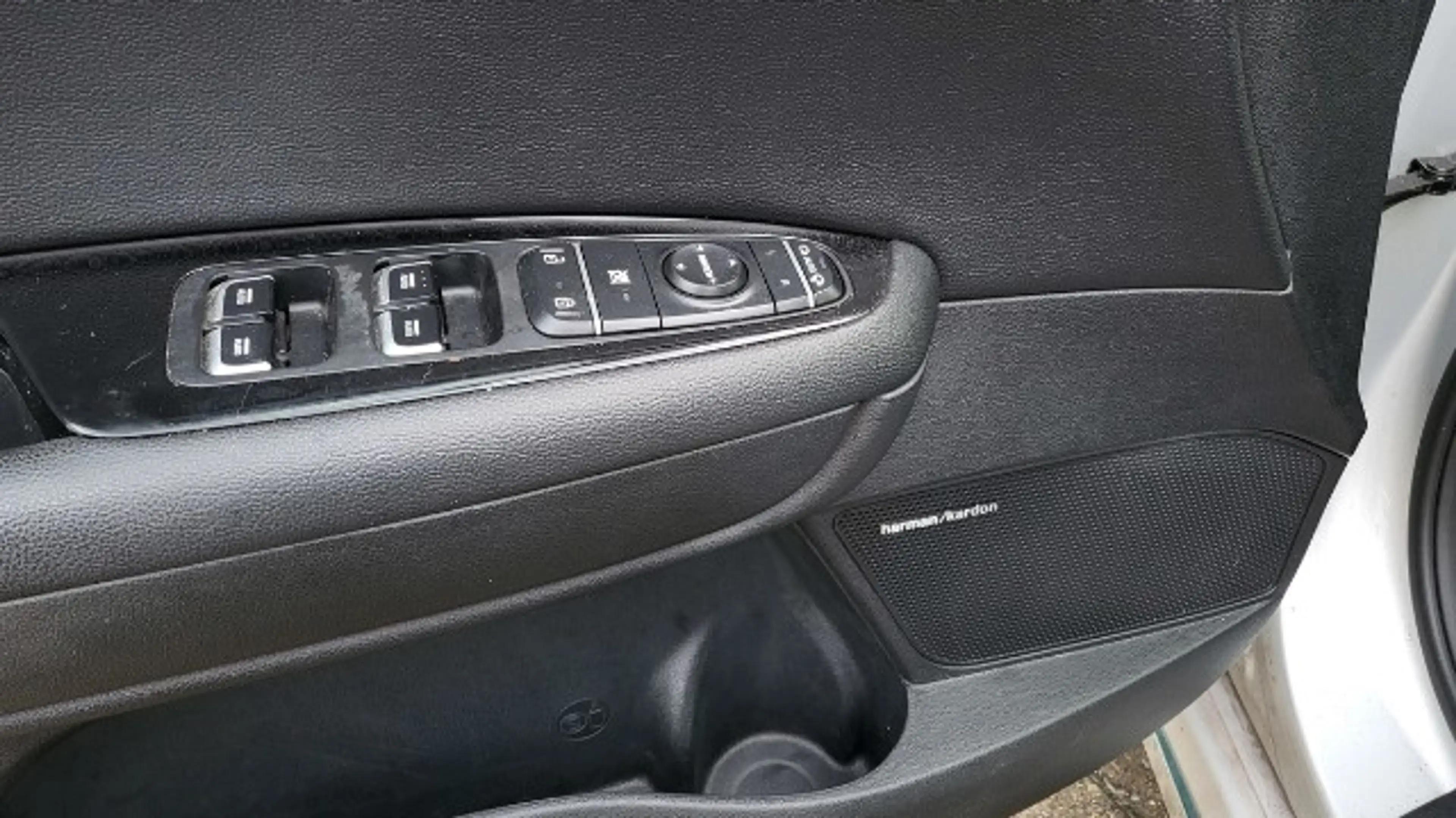 Kia Optima 2.0 Hybrid Spirit PHEV (EURO 6d-TEMP) — photo 10
