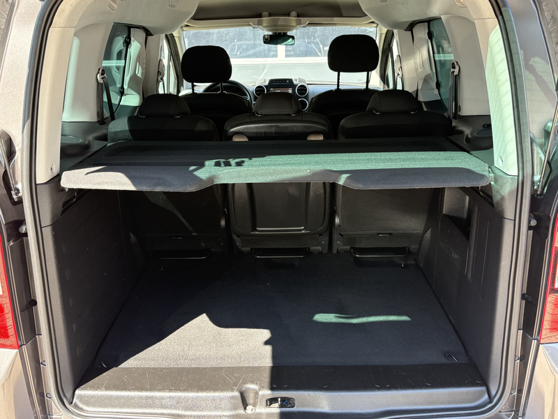 Peugeot Partner Tepee 1.2 PureTech Allure | Navi | Carplay | PDC | — photo 25