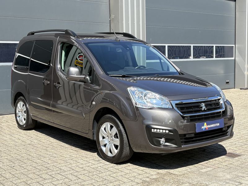 Peugeot Partner Tepee 1.2 PureTech Allure | Navi | Carplay | PDC | — photo 4