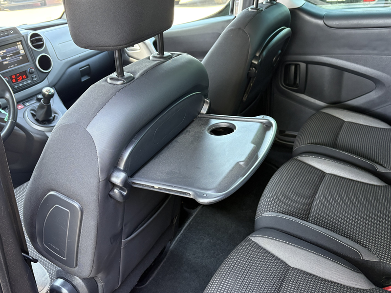 Peugeot Partner Tepee 1.2 PureTech Allure | Navi | Carplay | PDC | — photo 22