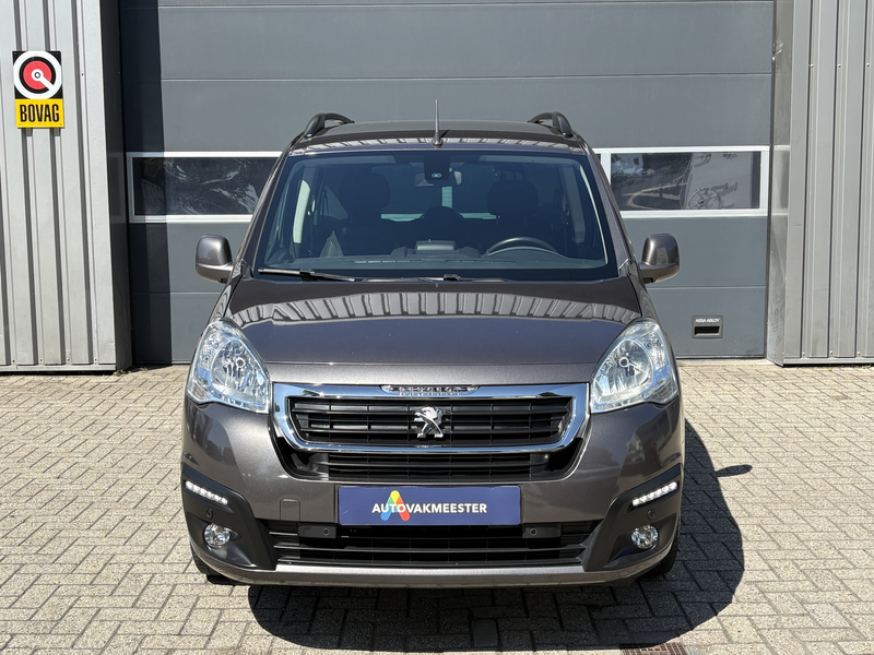 Peugeot Partner Tepee 1.2 PureTech Allure | Navi | Carplay | PDC | — photo 2