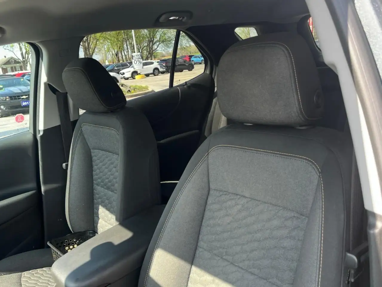 Chevrolet Equinox снимка Chevrolet Equinox