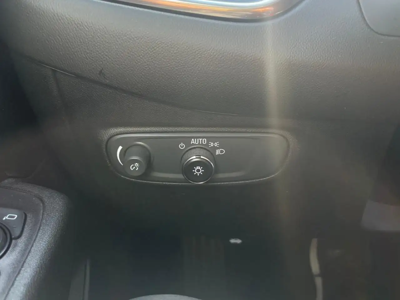 Chevrolet Equinox снимка Chevrolet Equinox
