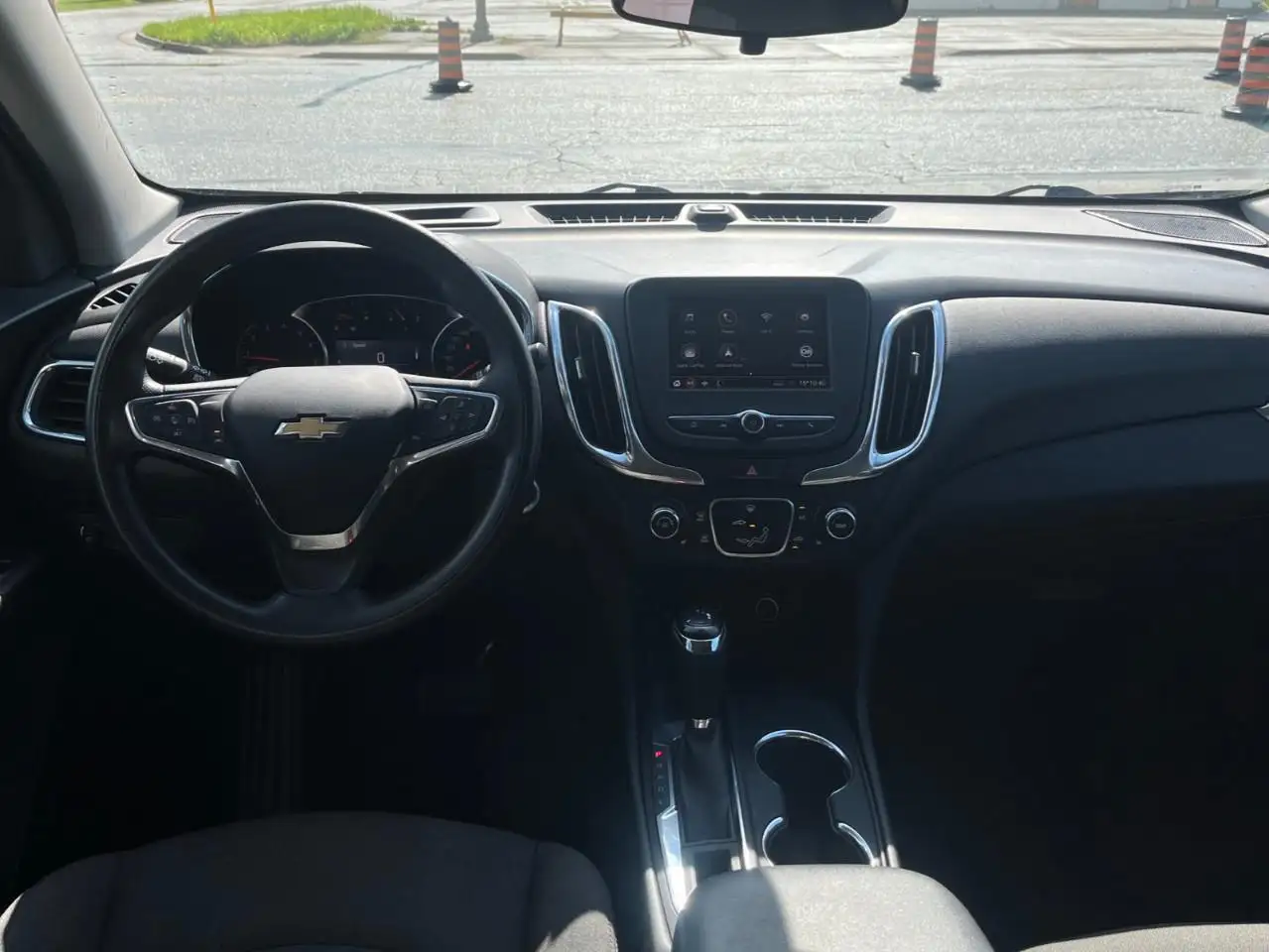Chevrolet Equinox снимка Chevrolet Equinox