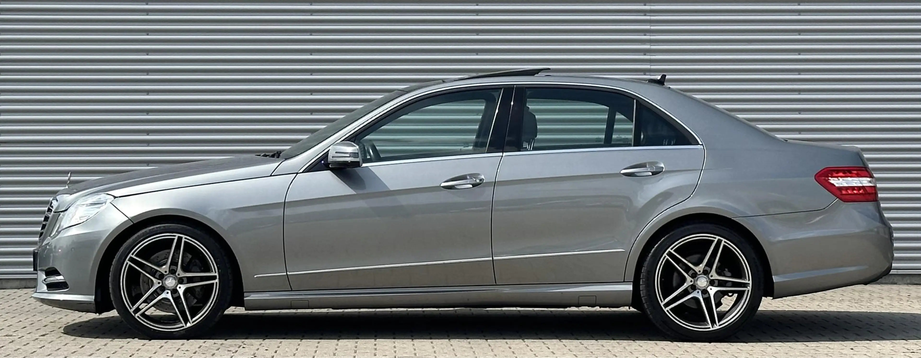 Mercedes-Benz E 350 CDI Edition Sport AMG SCHUIFDA LUXE UITVOERING — photo 4