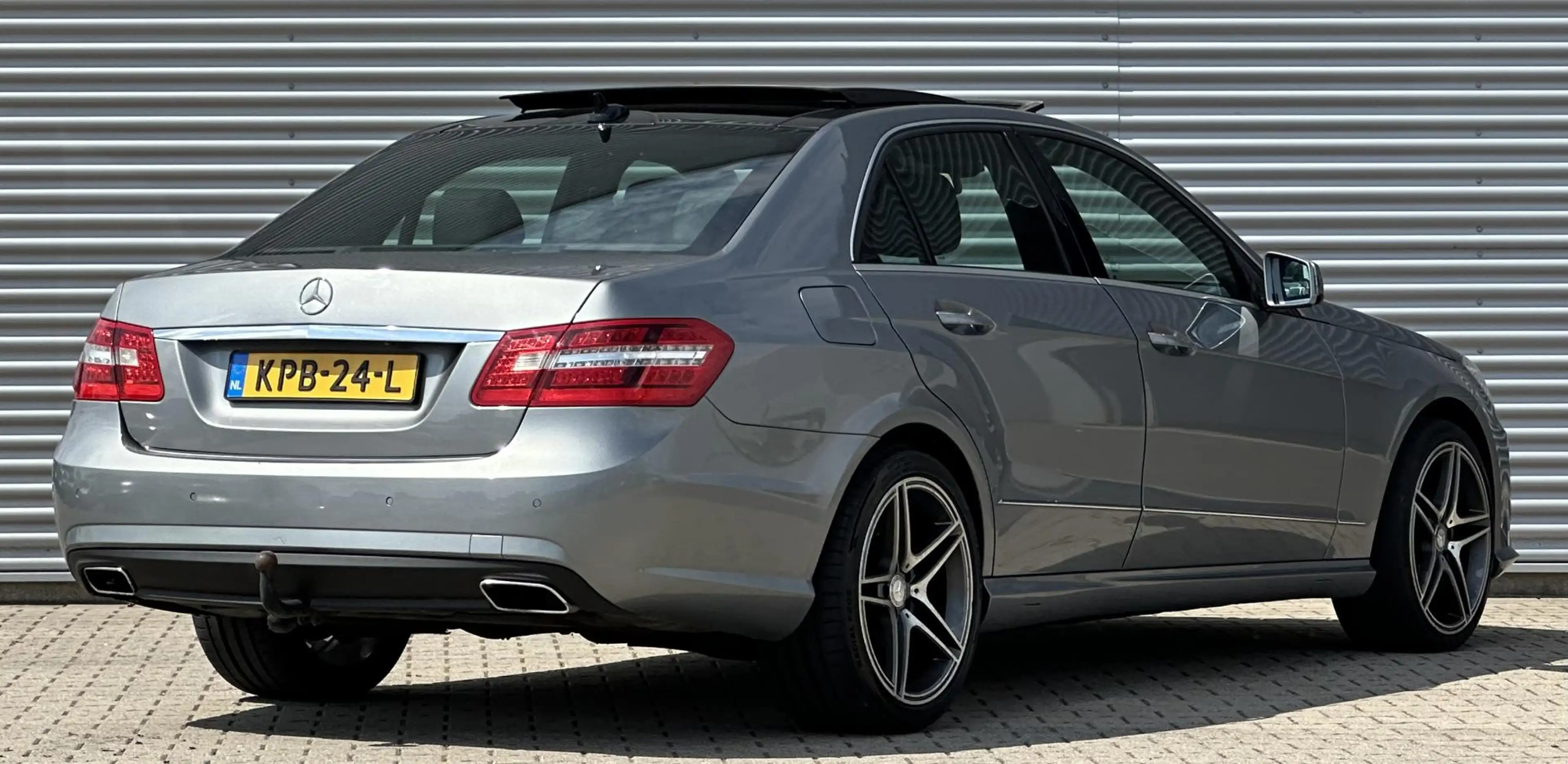 Mercedes-Benz E 350 CDI Edition Sport AMG SCHUIFDA LUXE UITVOERING — photo 11