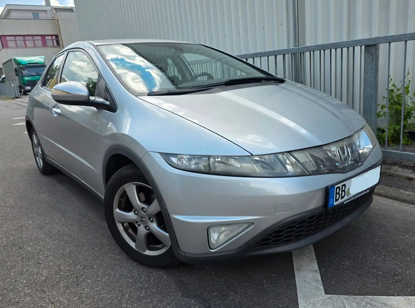 Honda Civic 5-trg./GARANTIE/TÜV NEU/KLIMA/125000Km Silber - 1