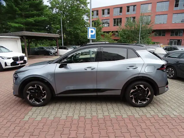 Kia Sportage view 3