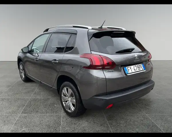 Peugeot 2008 view 5