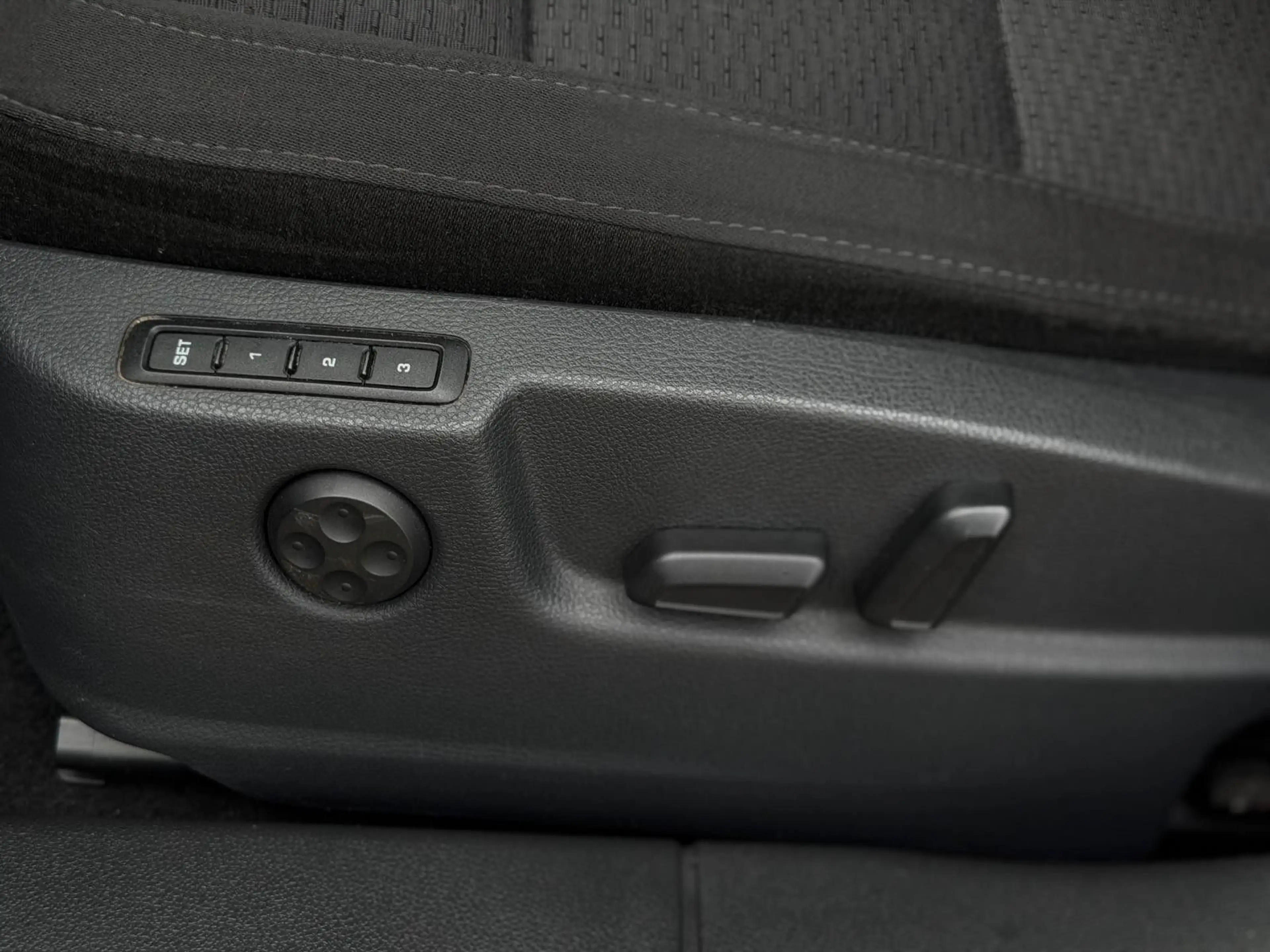 Skoda Superb Combi Elegance 1.HAND/XENON/SHZ/PARK/TEMP — photo 15