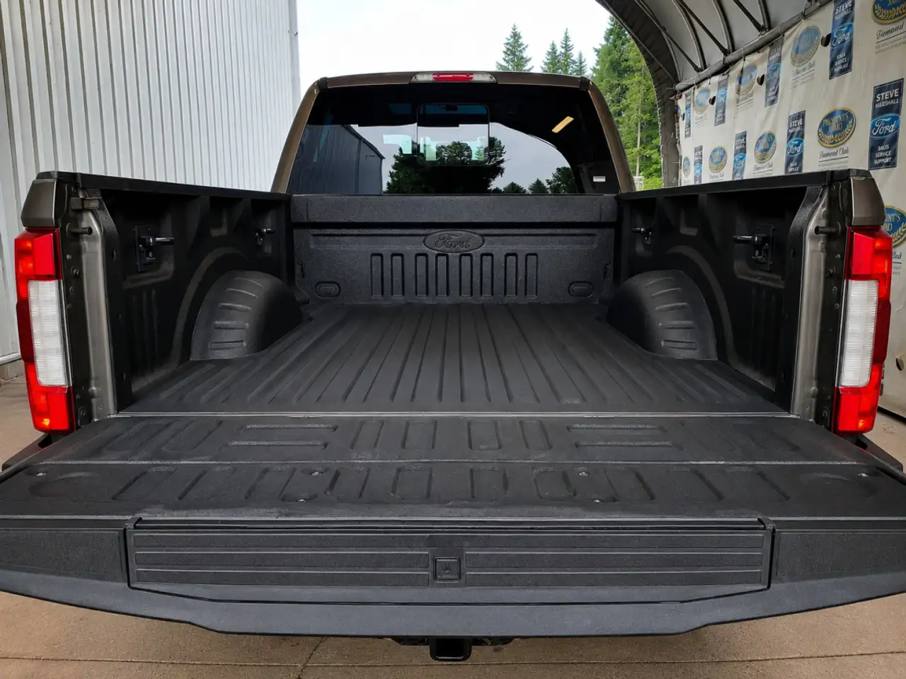 Ford F 350 снимка Ford F 350