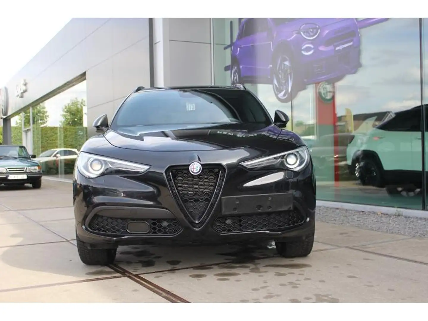 Alfa Romeo Stelvio B-Tech 2.0 TB 200 Q4 Schwarz - 2
