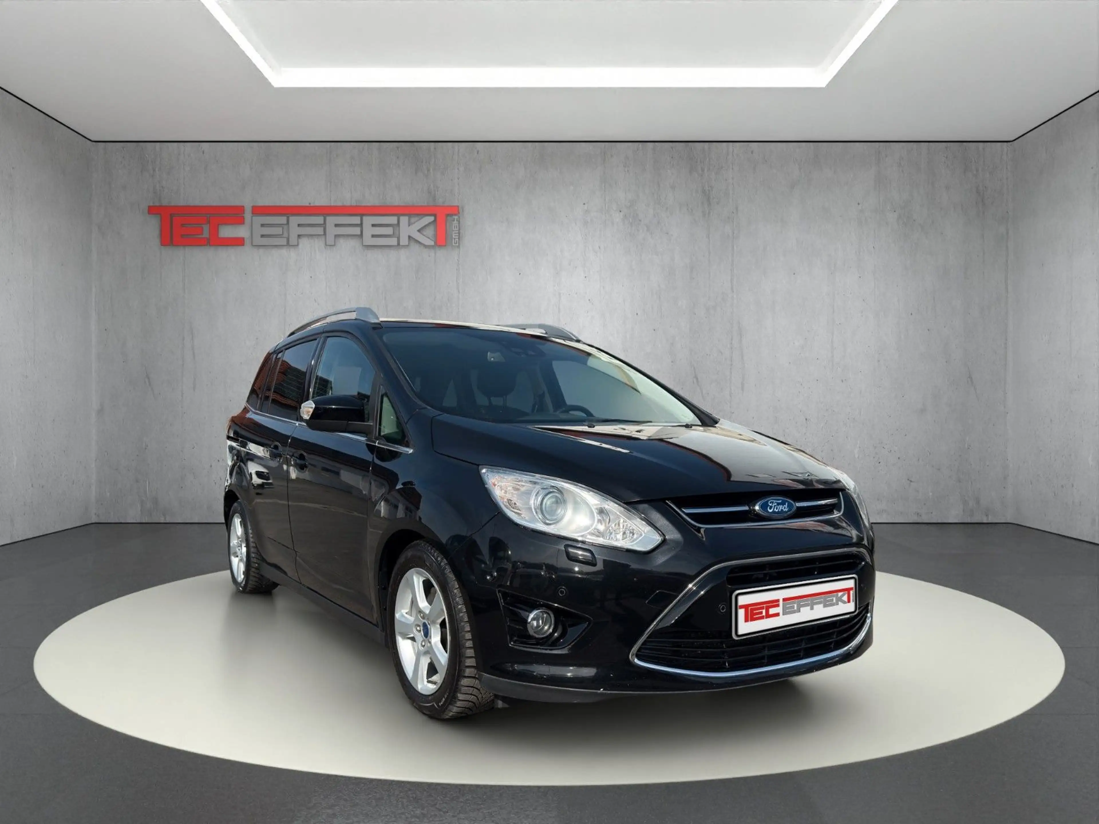 Ford Grand C-Max Grand C-MAX Titanium — photo 7