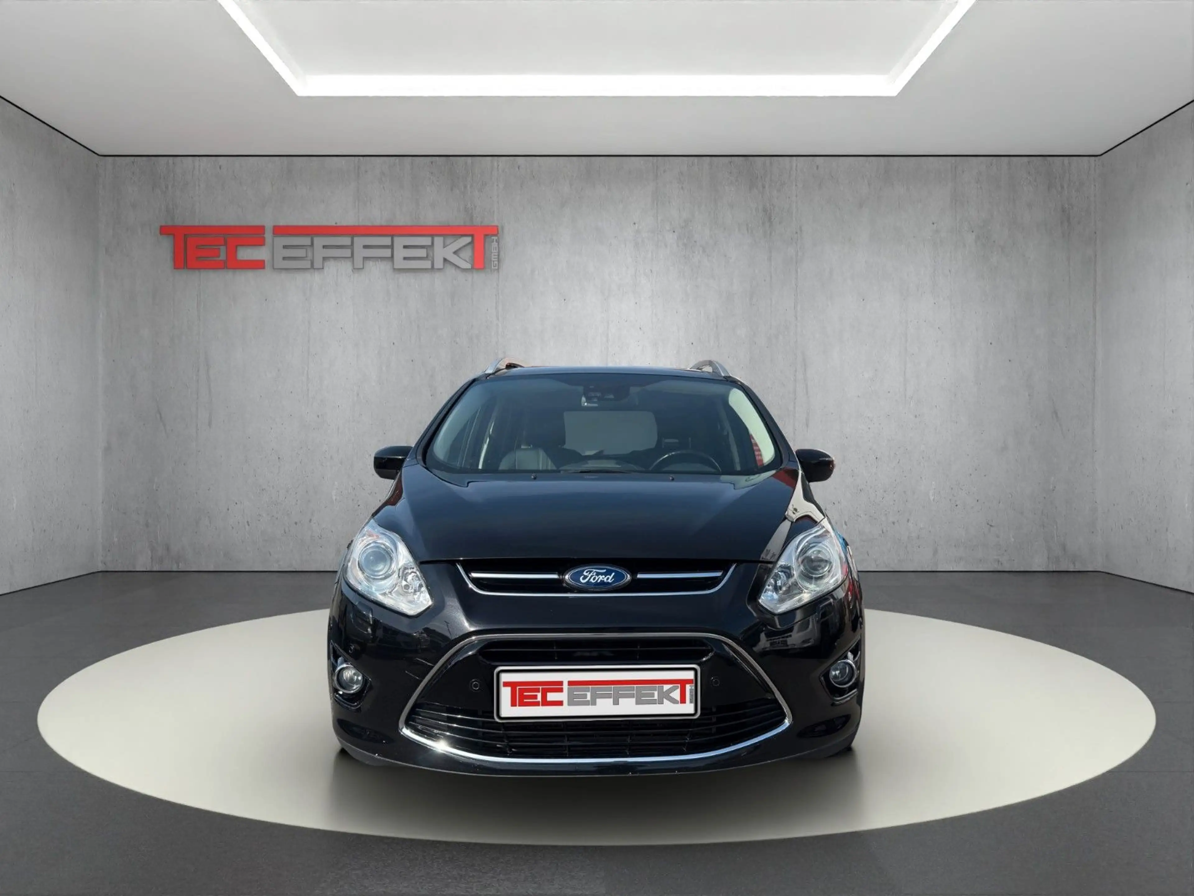 Ford Grand C-Max Grand C-MAX Titanium — photo 8