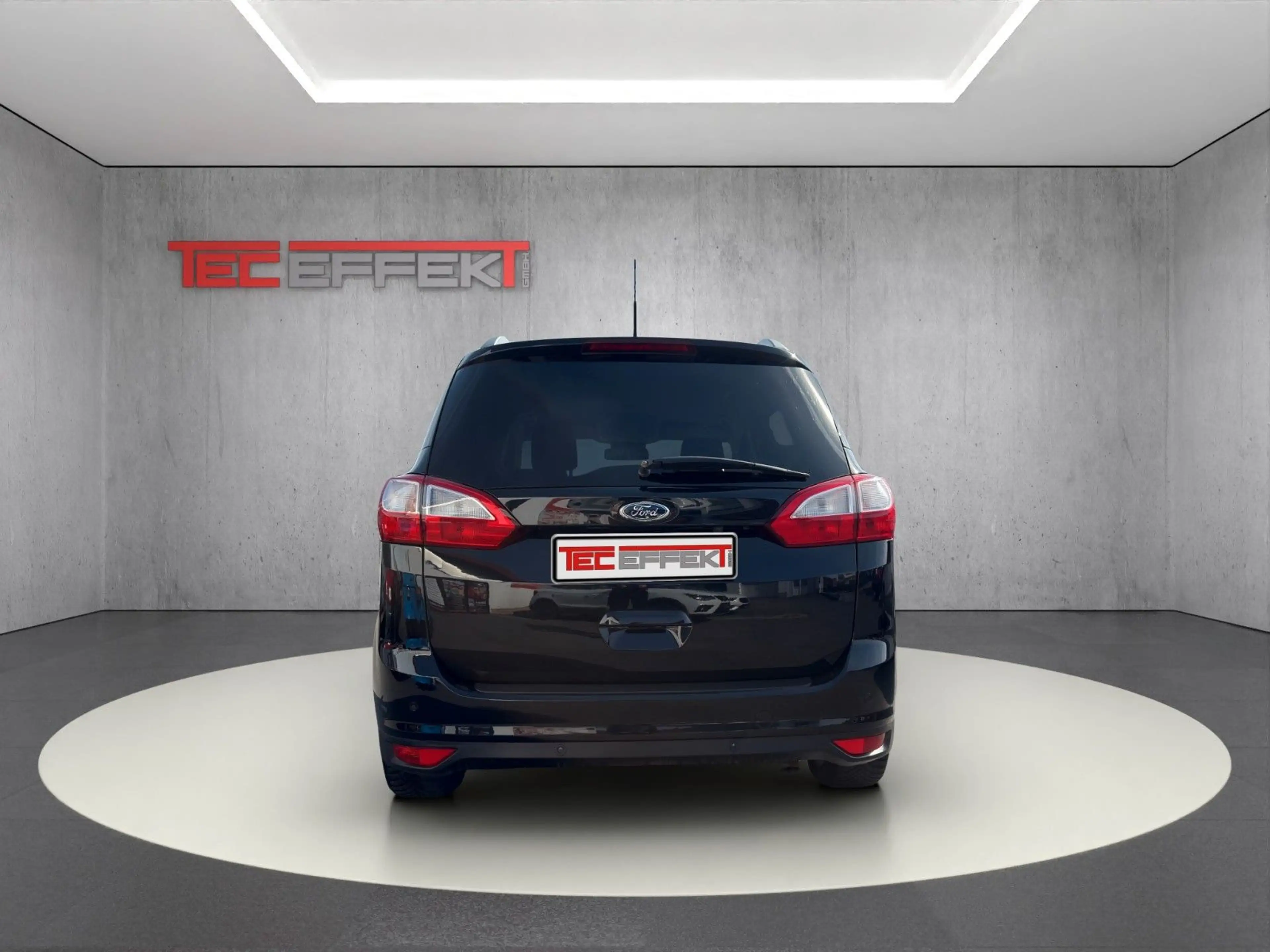 Ford Grand C-Max Grand C-MAX Titanium — photo 4