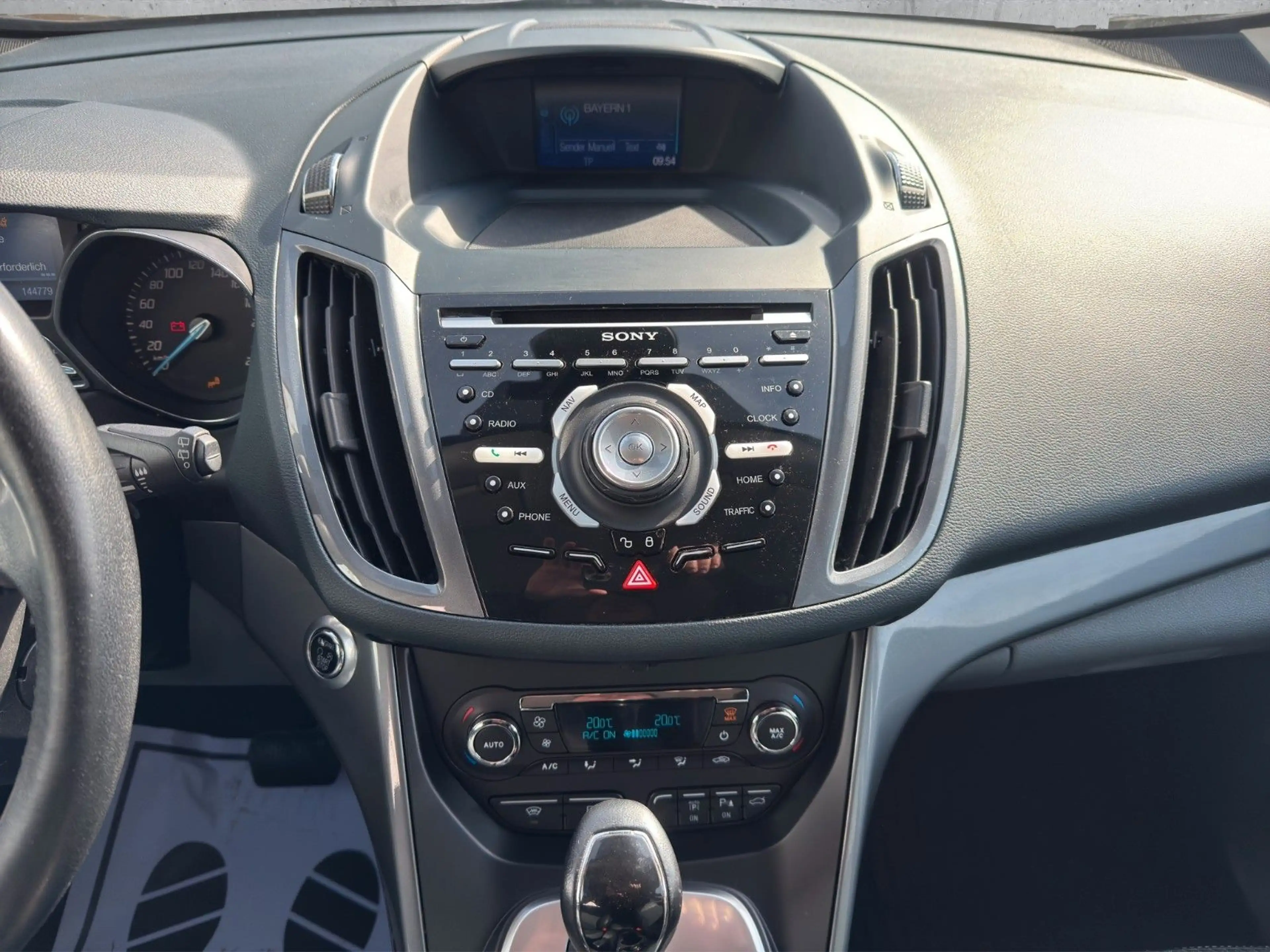 Ford Grand C-Max Grand C-MAX Titanium — photo 14