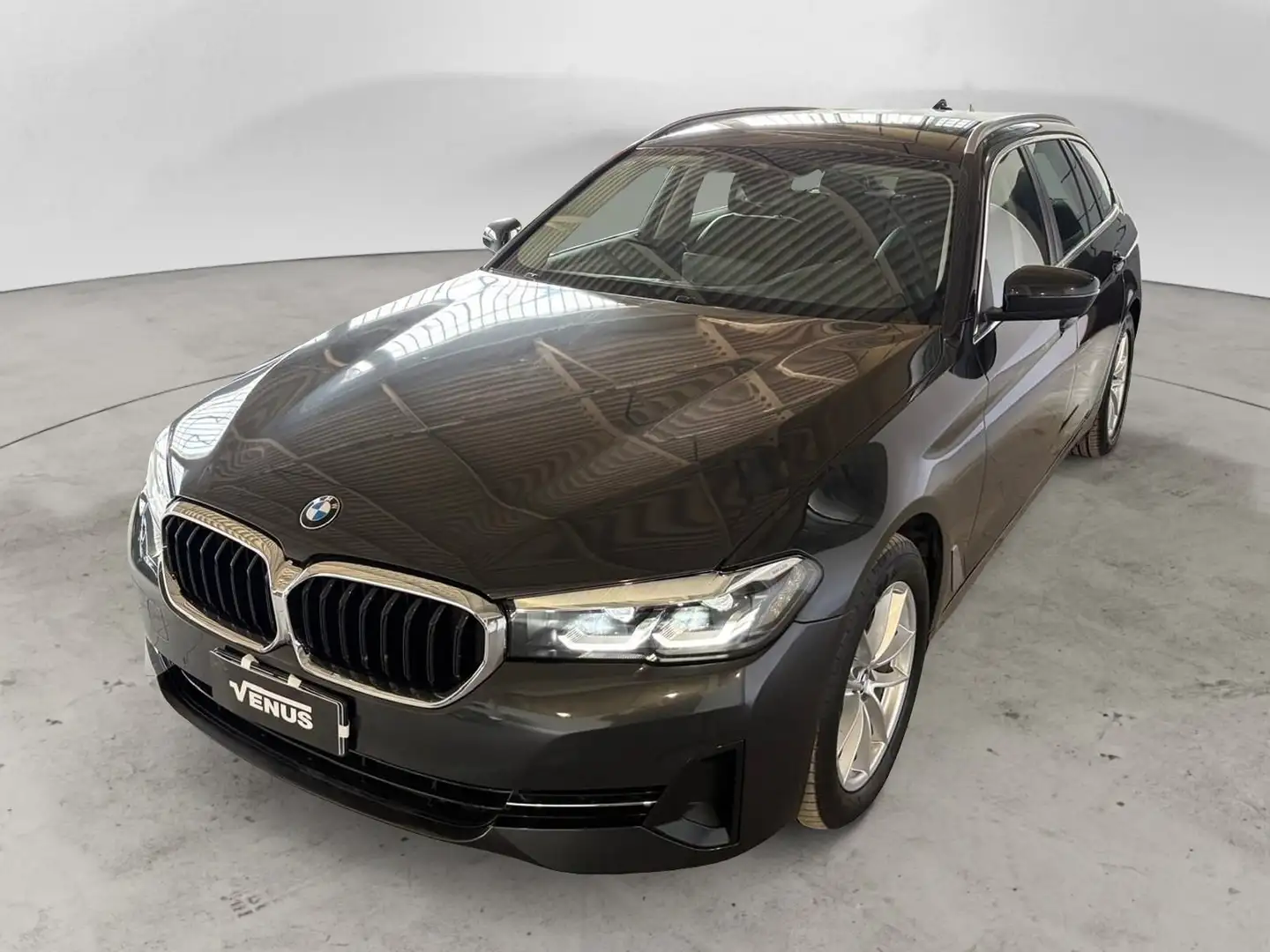 BMW 520 520d 48V Touring Business Gris - 2