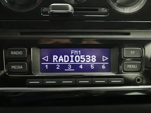 Volkswagen Up! view 21