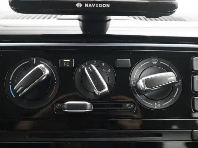 Volkswagen Up! view 19